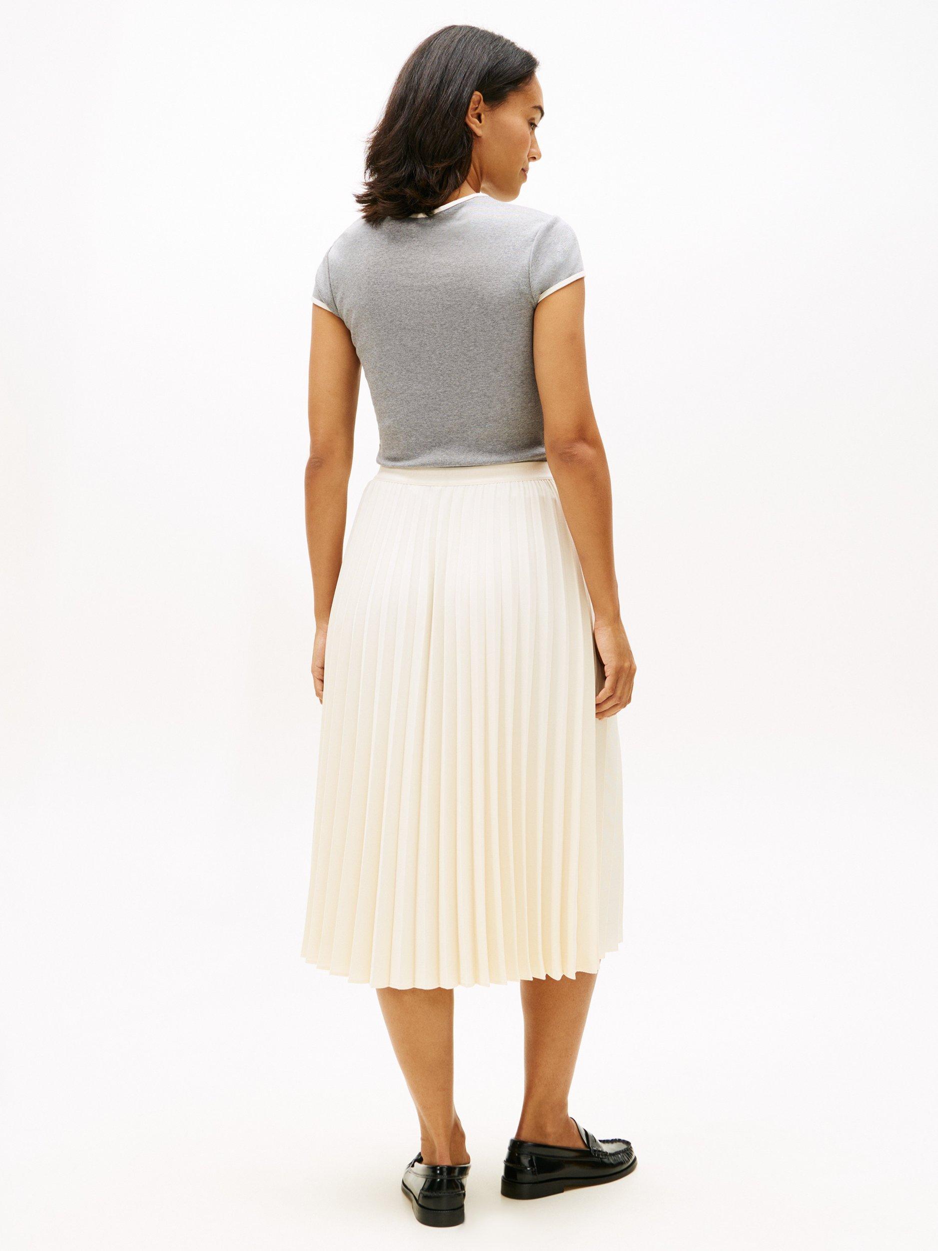 Product image 3 of 6, which shows Tommy Hilfiger Fluid Pleated Midi Skirt, Calico, 4