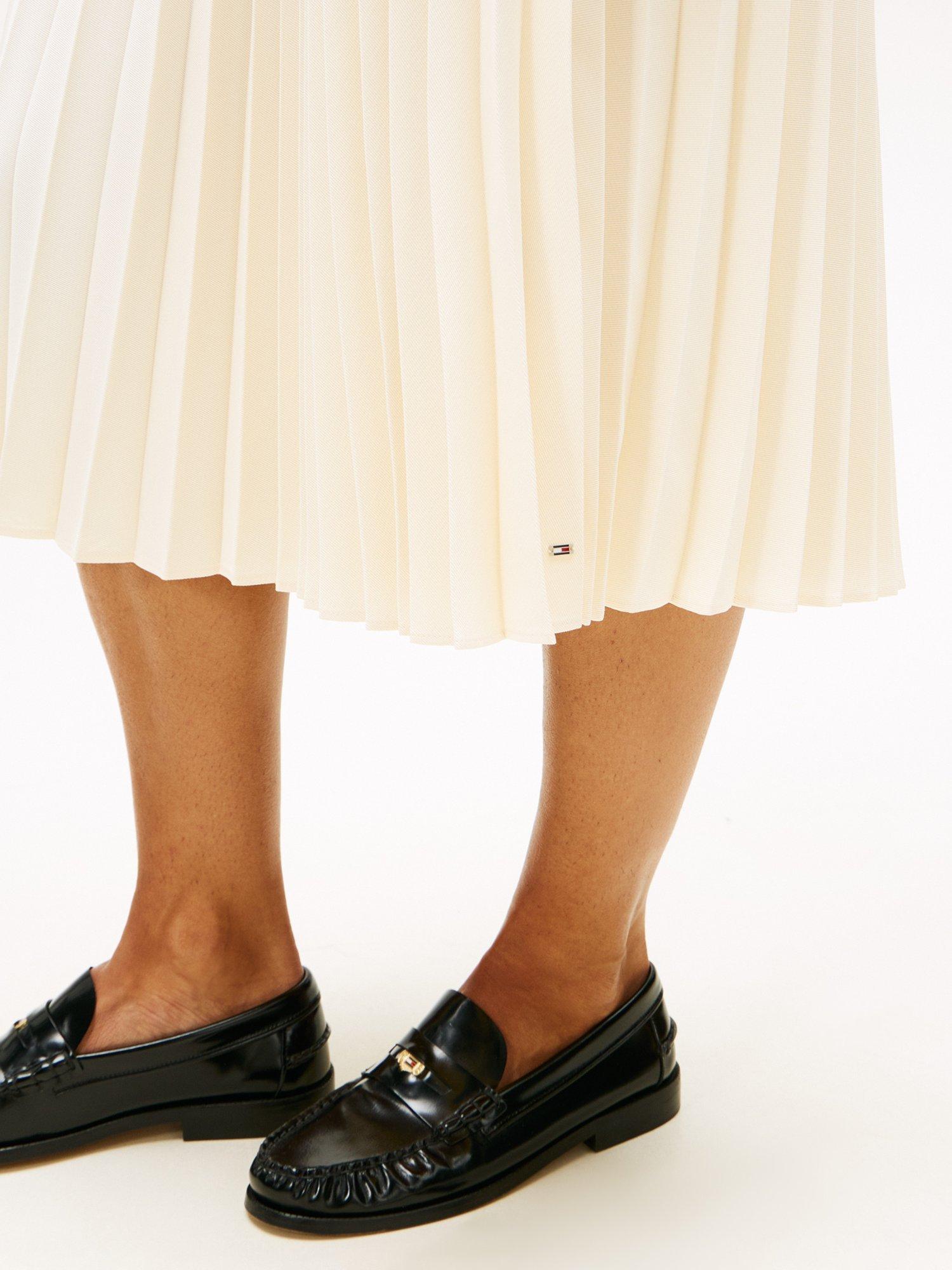 Product image 5 of 6, which shows Tommy Hilfiger Fluid Pleated Midi Skirt, Calico, 4