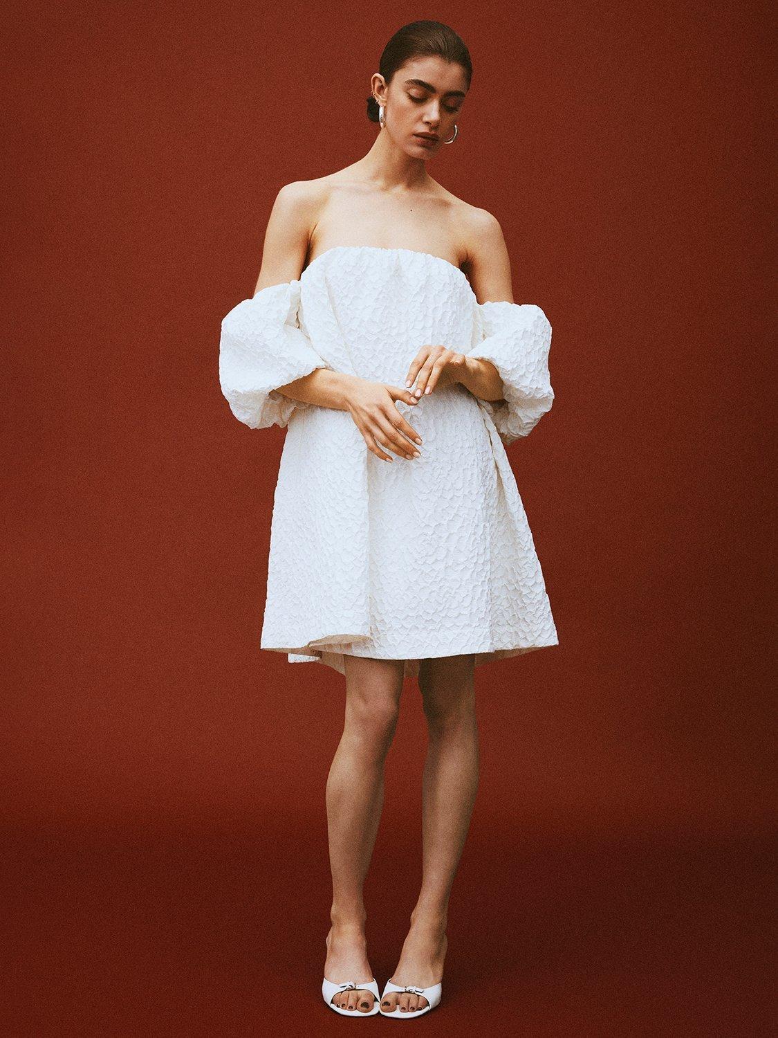 Product image 1 of 5, which shows YAS Rinea Textured Wedding Dress, White, 6