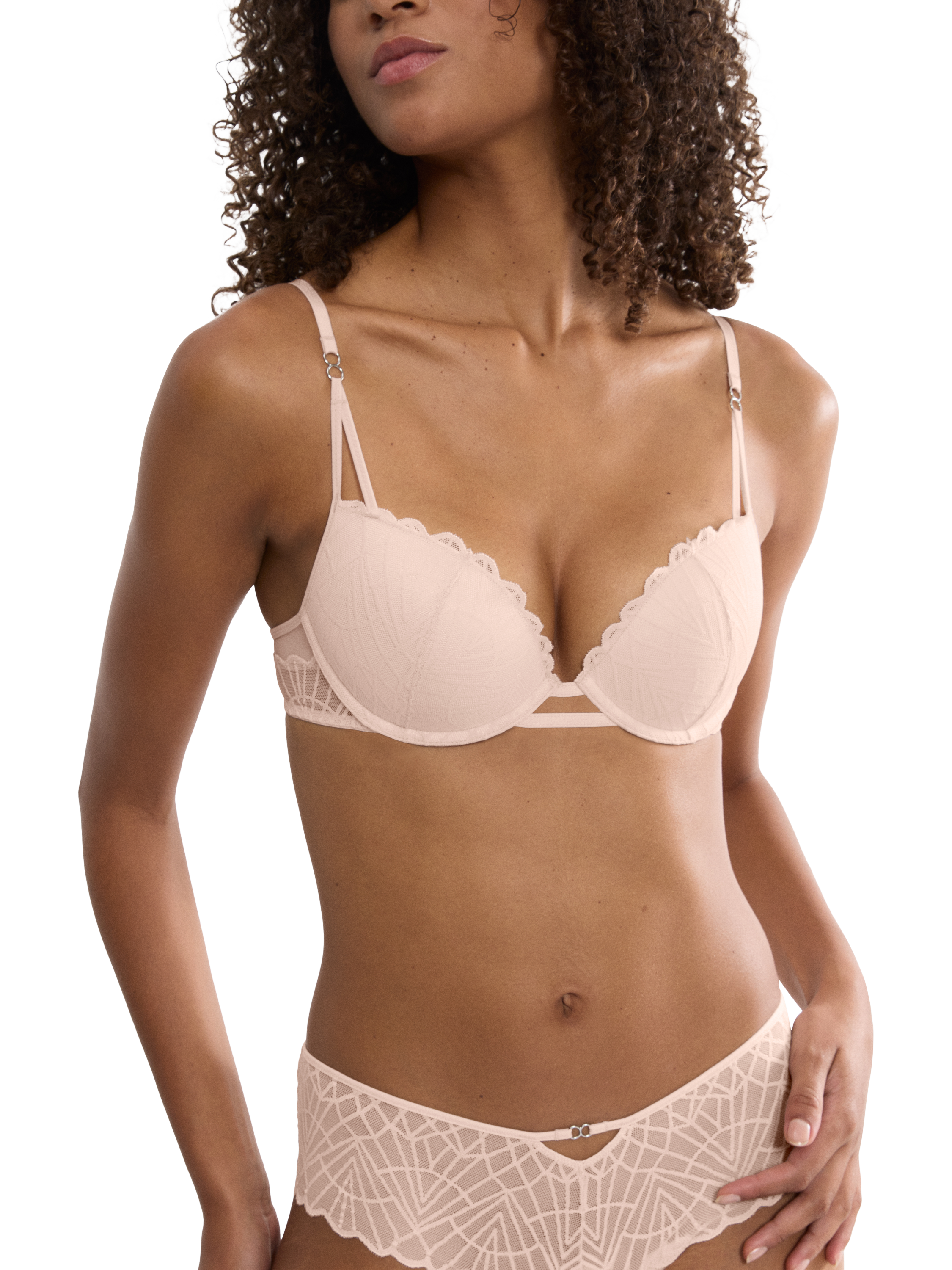Product image 1 of 4, which shows Triumph That Night Vegas Push-Up Bra, Porcelain, 32B