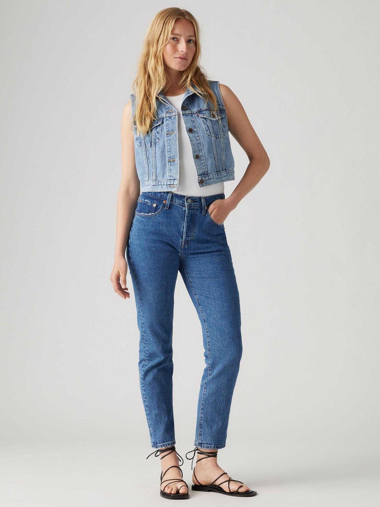 Product image 1 of 3, which shows Levi's 501 Cropped Jeans, Jazz Pop, W24/L26
