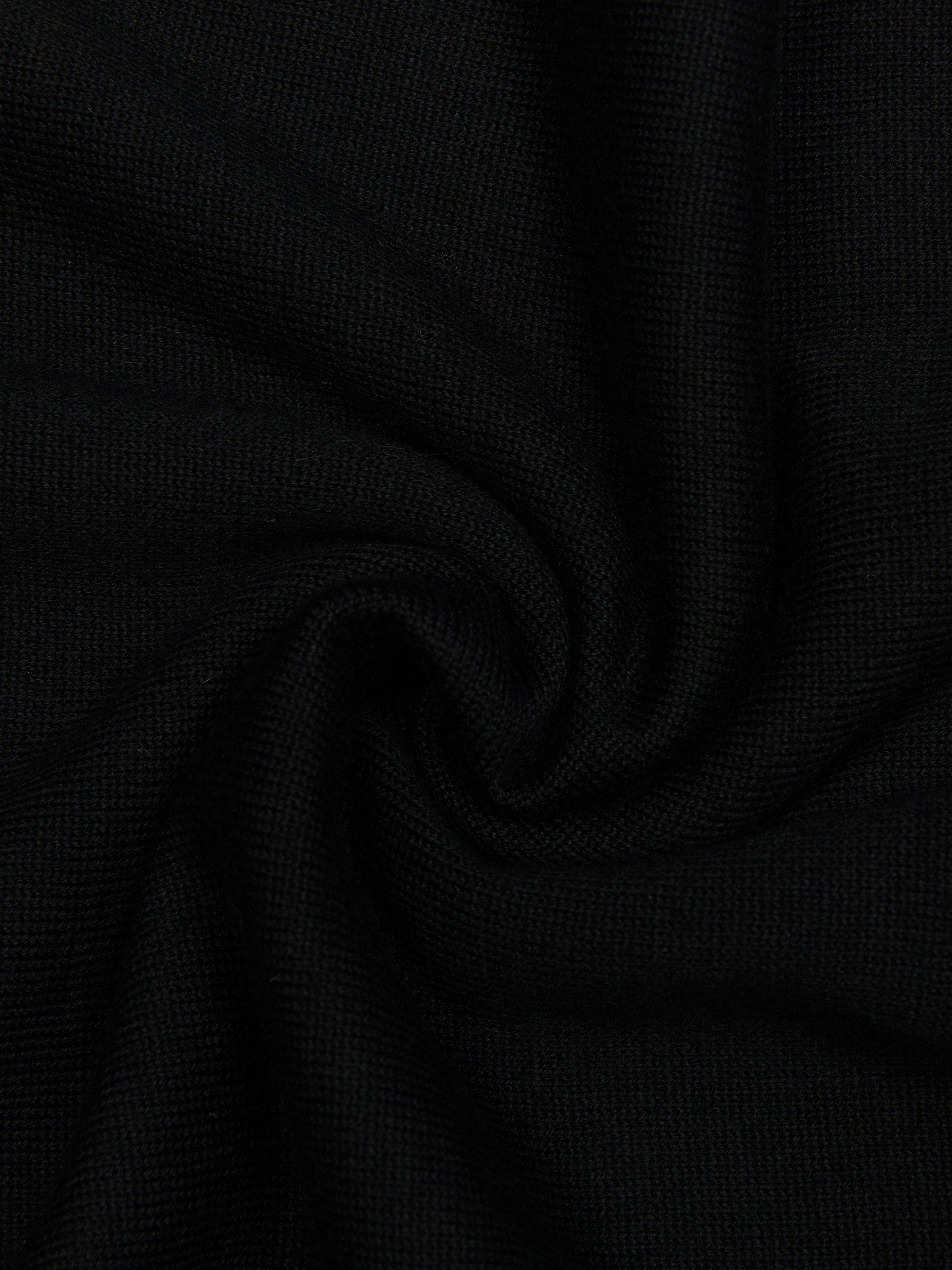 Product image 4 of 5, which shows Sweaty Betty Oversized Logo Scarf, Black/White, One Size