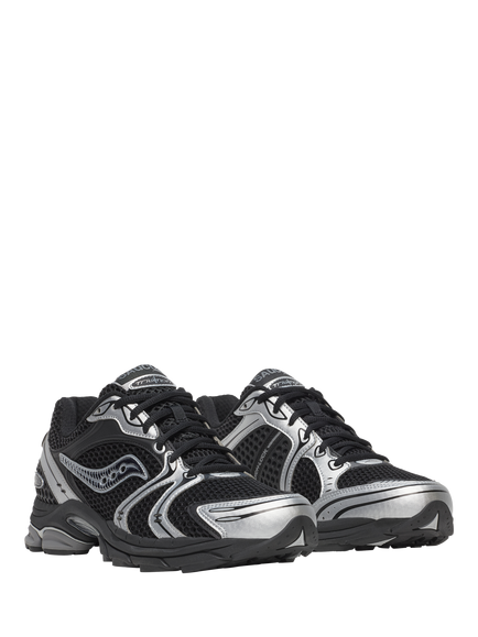 Saucony ProGrid Triumph Trainers, Black/Silver - view 2, Black/Silver