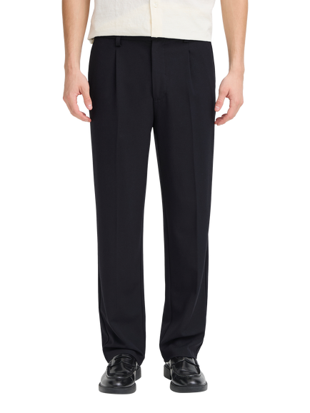Casual Friday Pierce Loose Fit Pleated Trousers, Black Beauty, Black Beauty