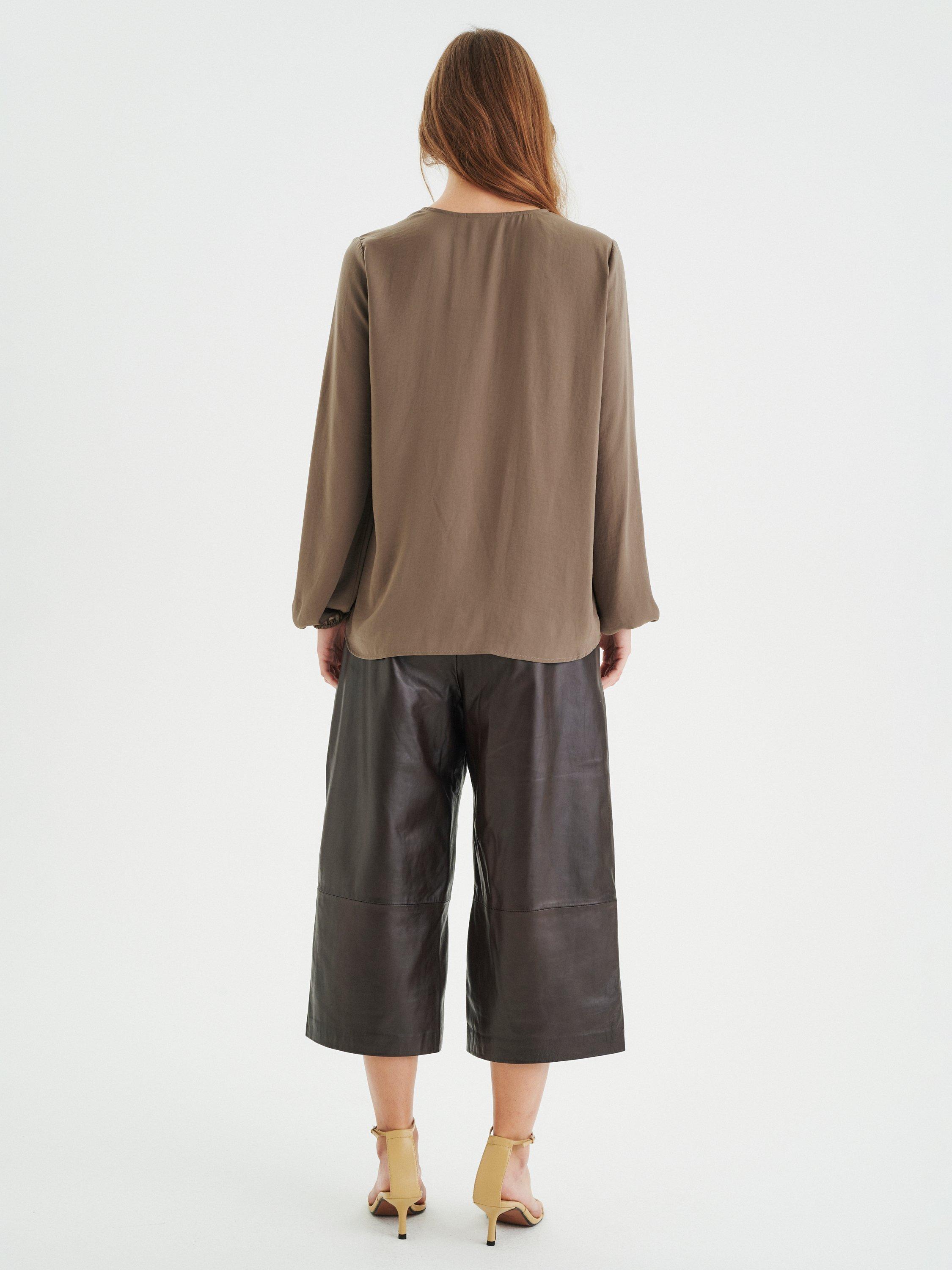 Product image 2 of 3, which shows InWear Rinda Blouse, Sandy Grey, 10