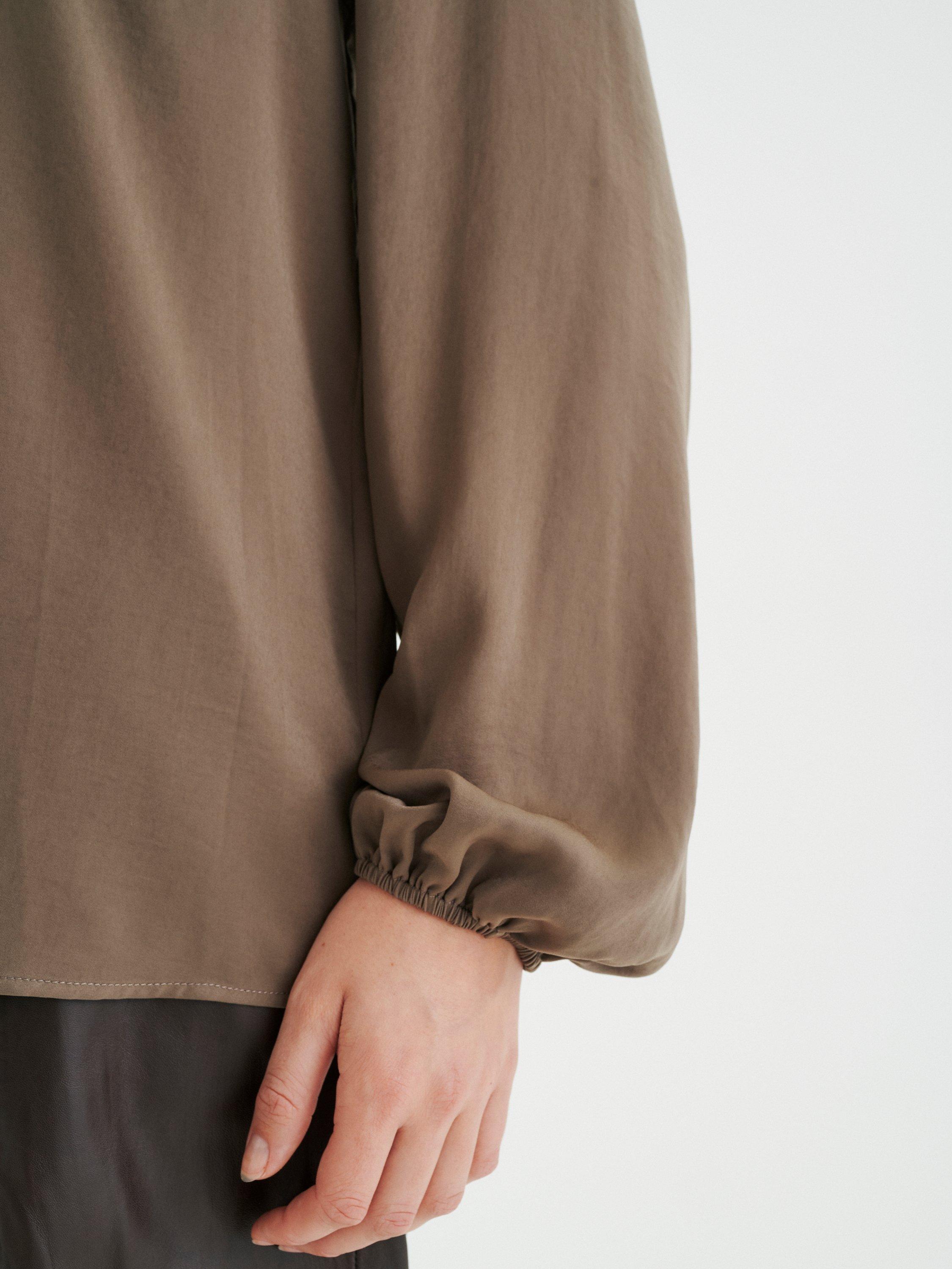 Product image 3 of 3, which shows InWear Rinda Blouse, Sandy Grey, 10