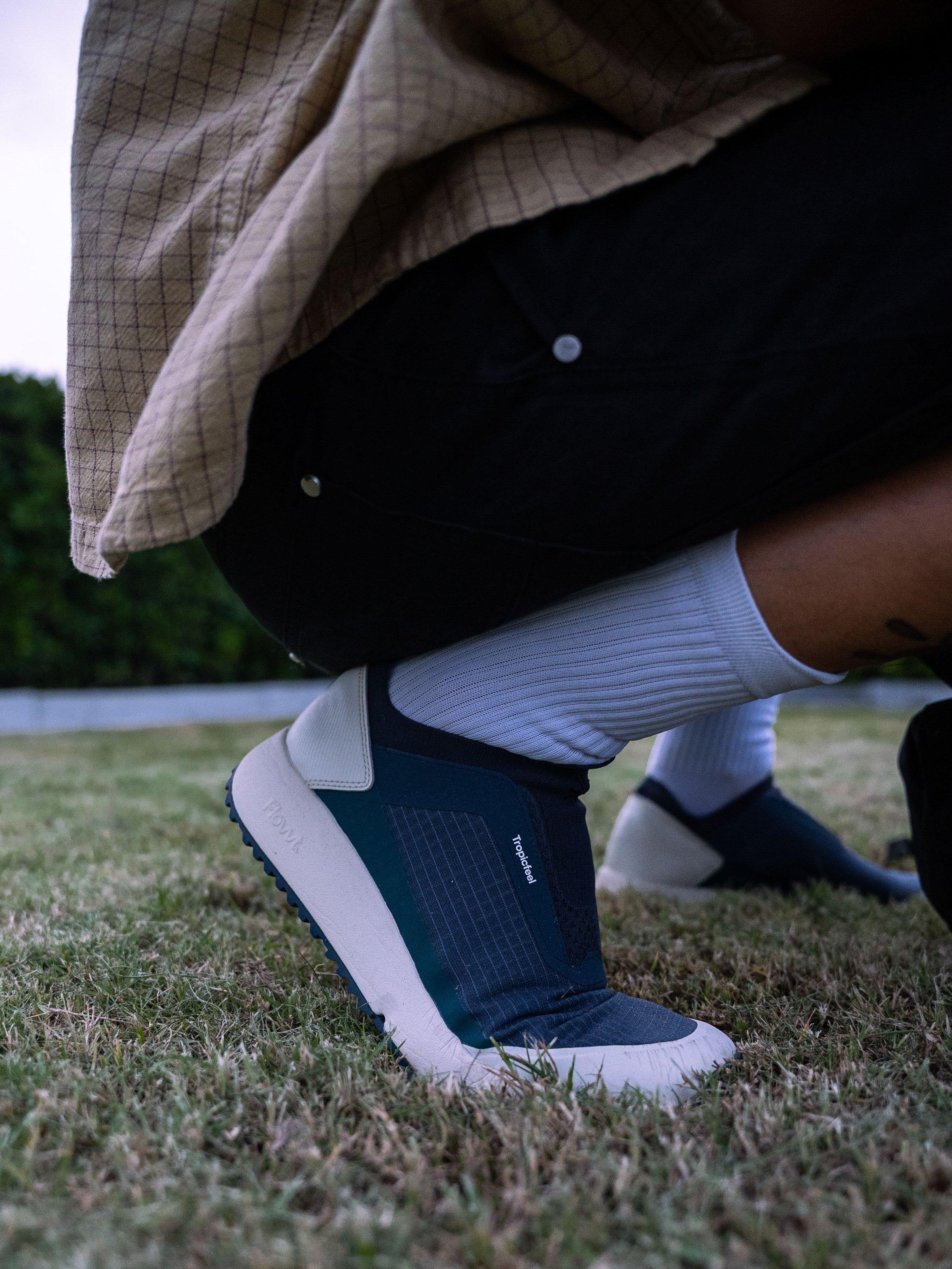 Product image 3 of 7, which shows Tropicfeel AT Roam Trainers, Dark Sea, EU36