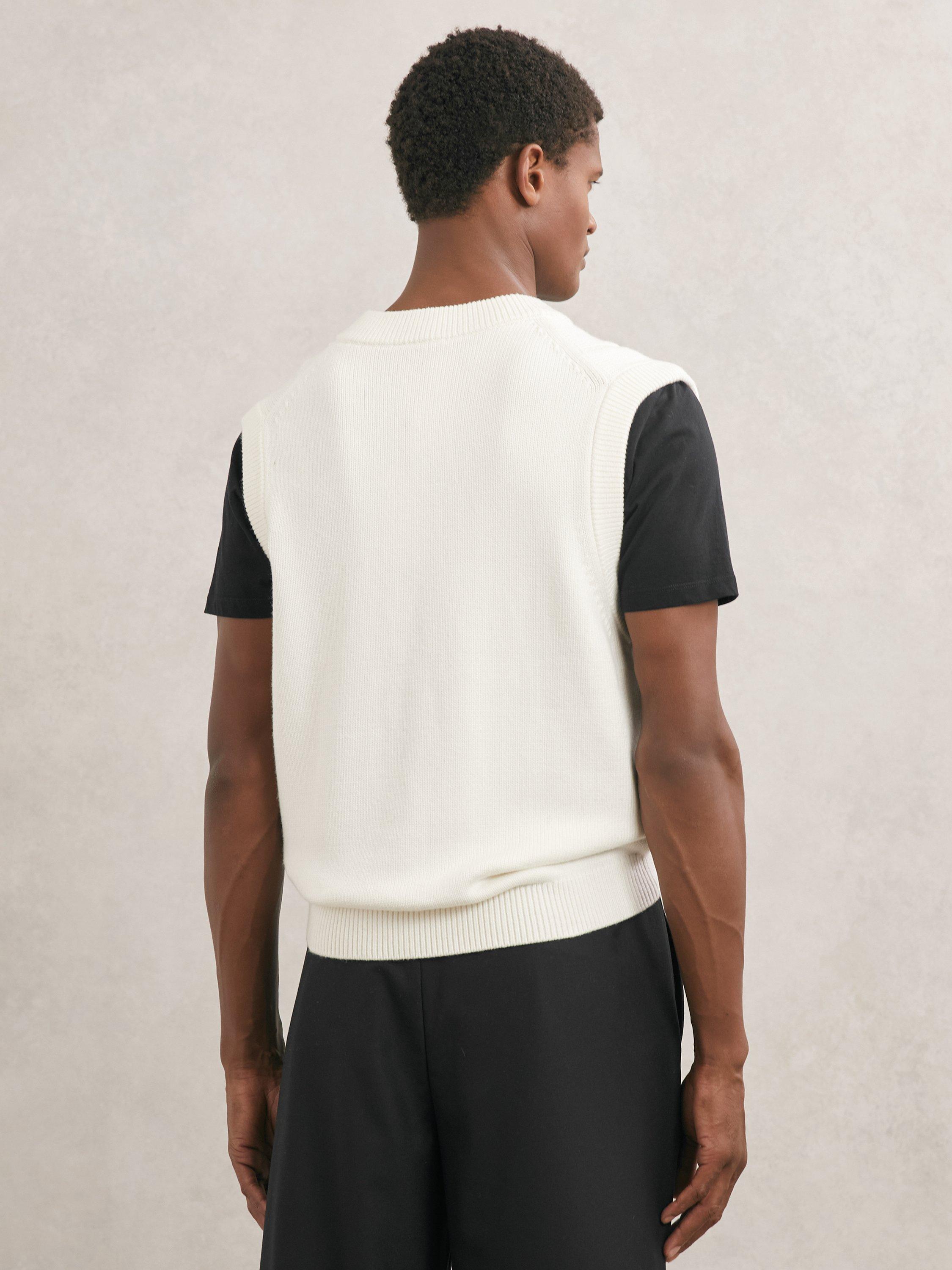 Product image 5 of 5, which shows Reiss Cable Knit V-Neck Wool Blend Vest, Winter White, S