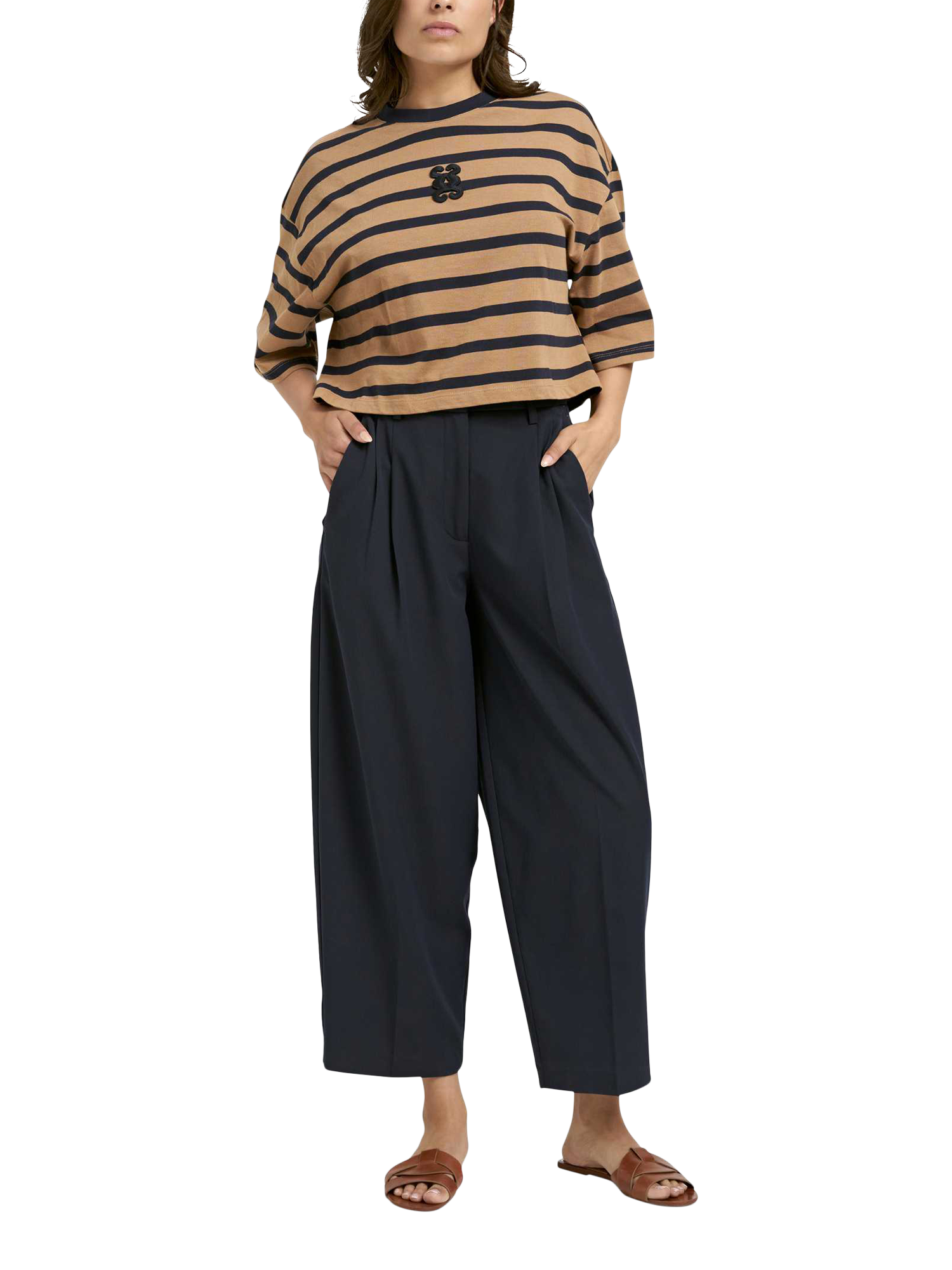 Product image 3 of 5, which shows Smith & Soul Straight Cropped Tailored Trousers, Navy, XS