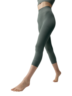 Born Living Yoga Eris Cropped Leggings, Tea, Tea