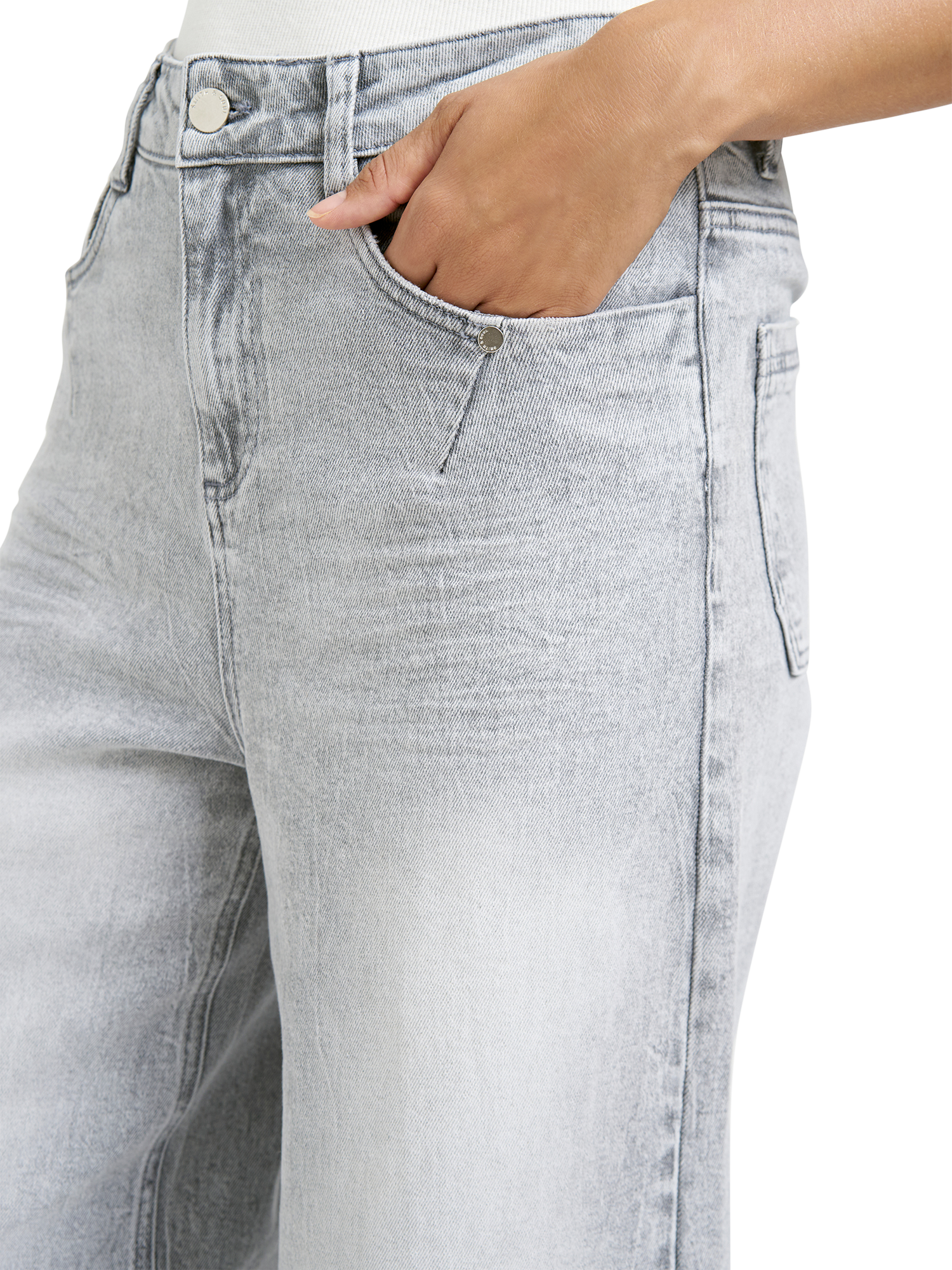 Product image 3 of 4, which shows Smith & Soul Cuffed Wide Leg Jeans, Grey, W26/L31