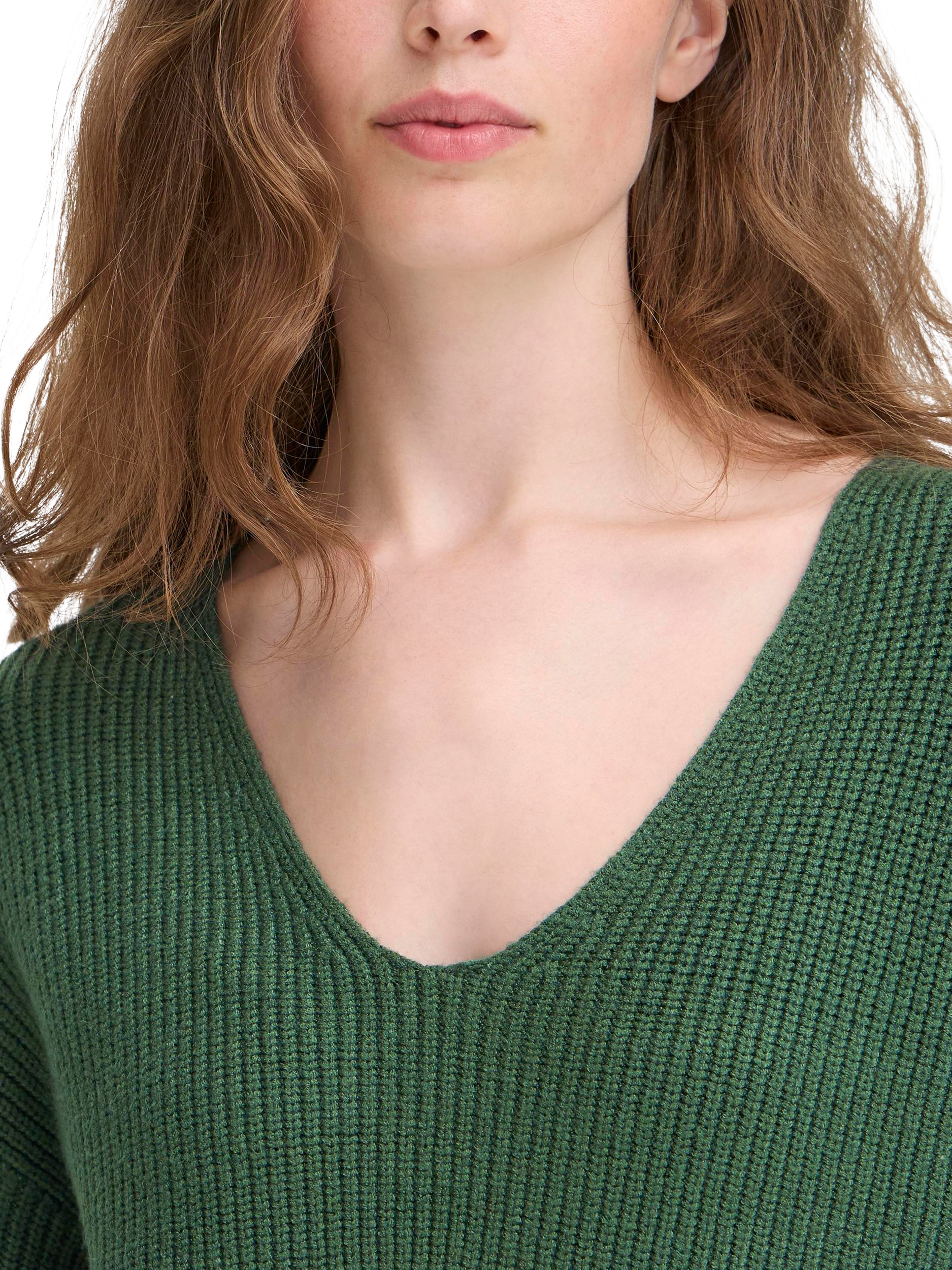 Product image 4 of 7, which shows ICHI Chana V-Neck Jumper, Pineneedle, XS