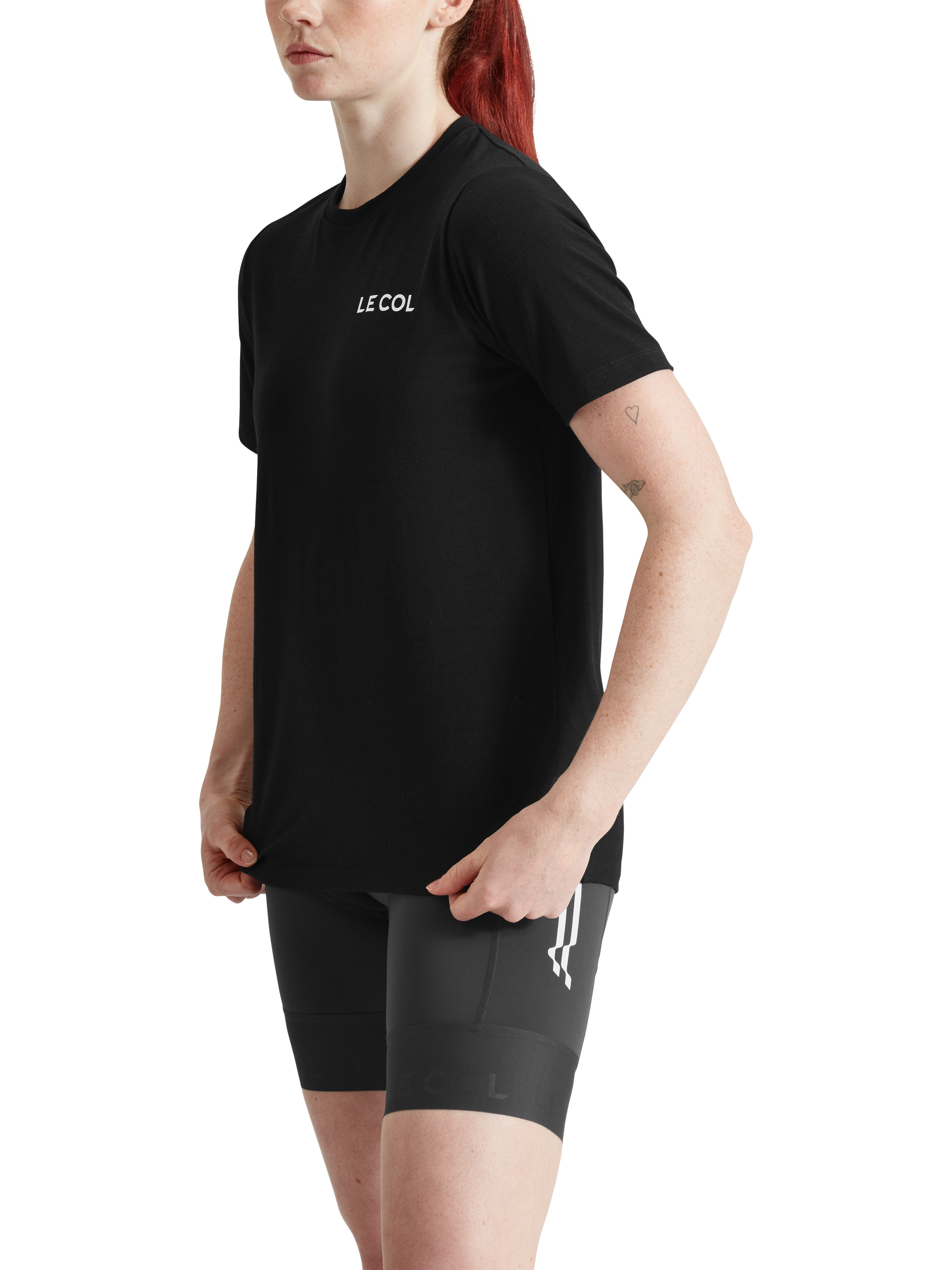 Product image 1 of 4, which shows Le Col Women's ARC Merino T-Shirt, Black, XS