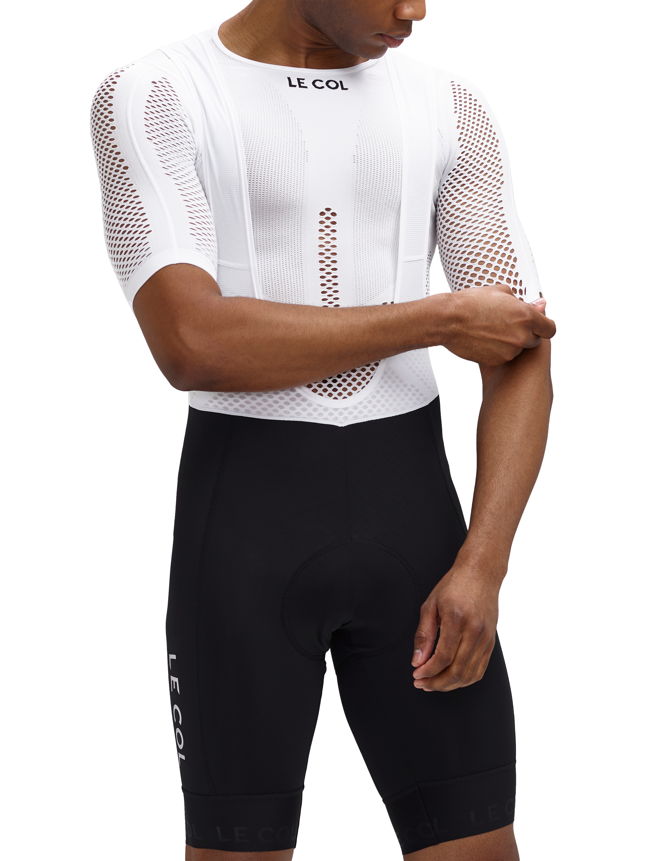 Product image 1 of 5, which shows Le Col Unisex Pro Mesh Short Sleeve Base Layer, White, 6|8