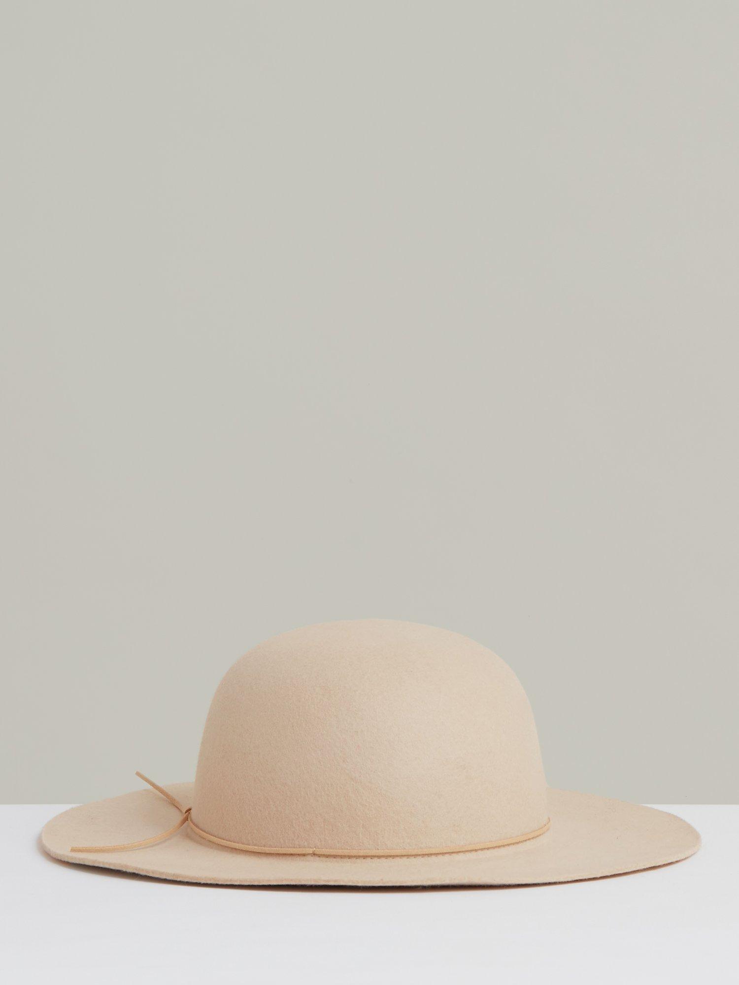 Product image 1 of 5, which shows Reiss Lucy Wool Trim Detail Hat, Neutral, S-M