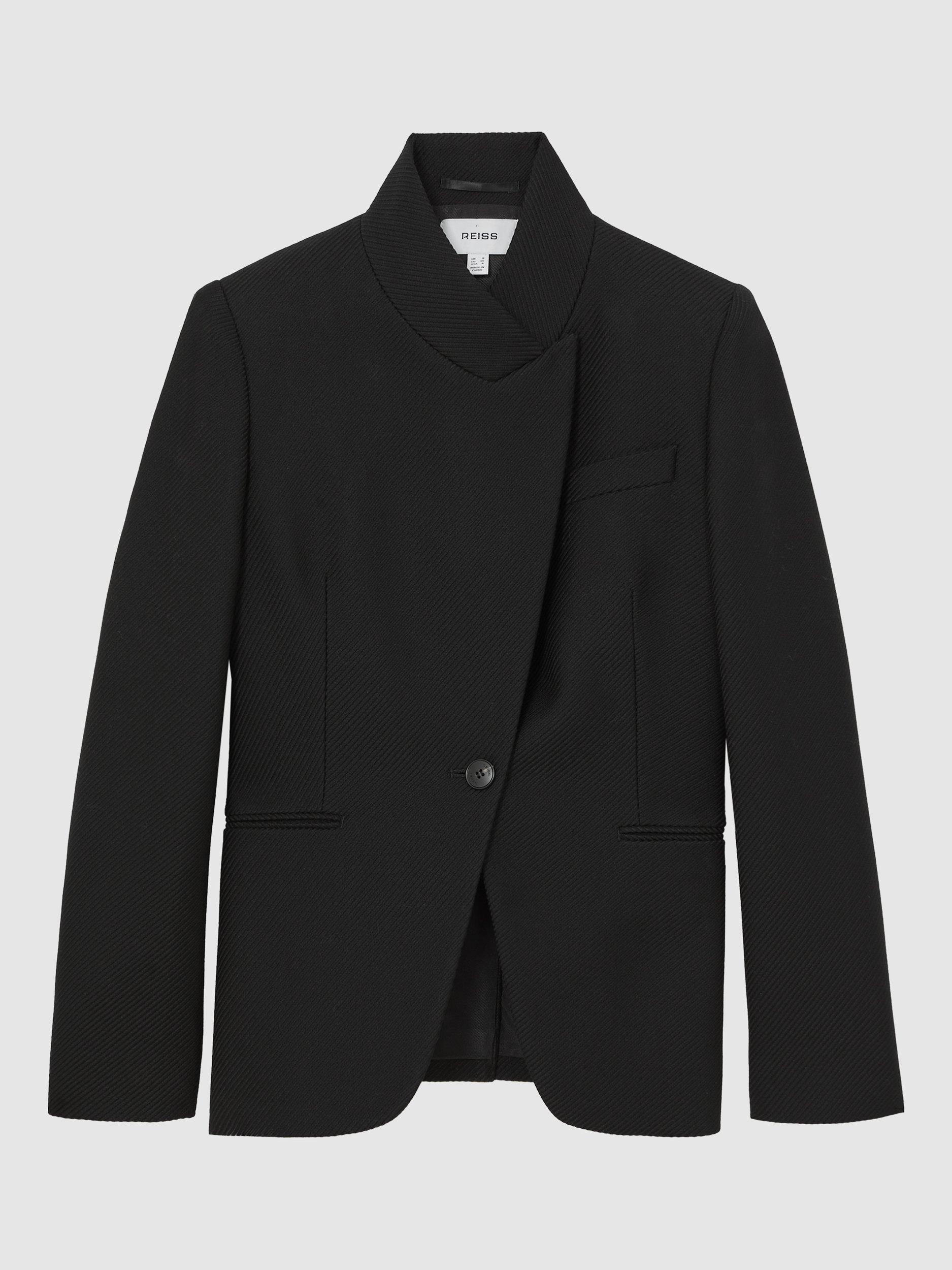 Product image 3 of 5, which shows Reiss Manon Petite Single Breasted Collared Blazer , Black, 10Pt