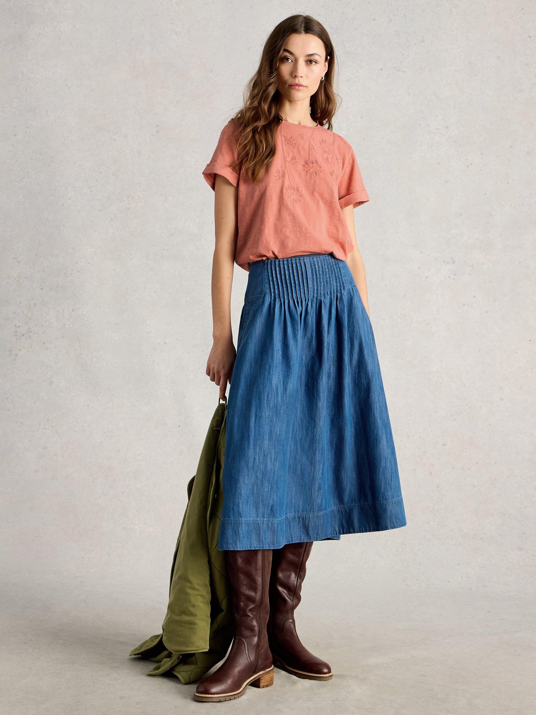 Product image 1 of 6, which shows White Stuff Gina Embroidered T-Shirt, Pink, 6