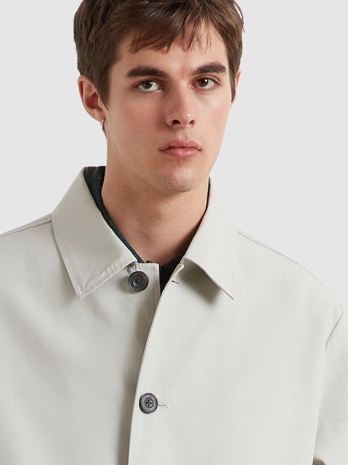 Product image 3 of 5, which shows Farah Berwyn Cotton Mac, White, L