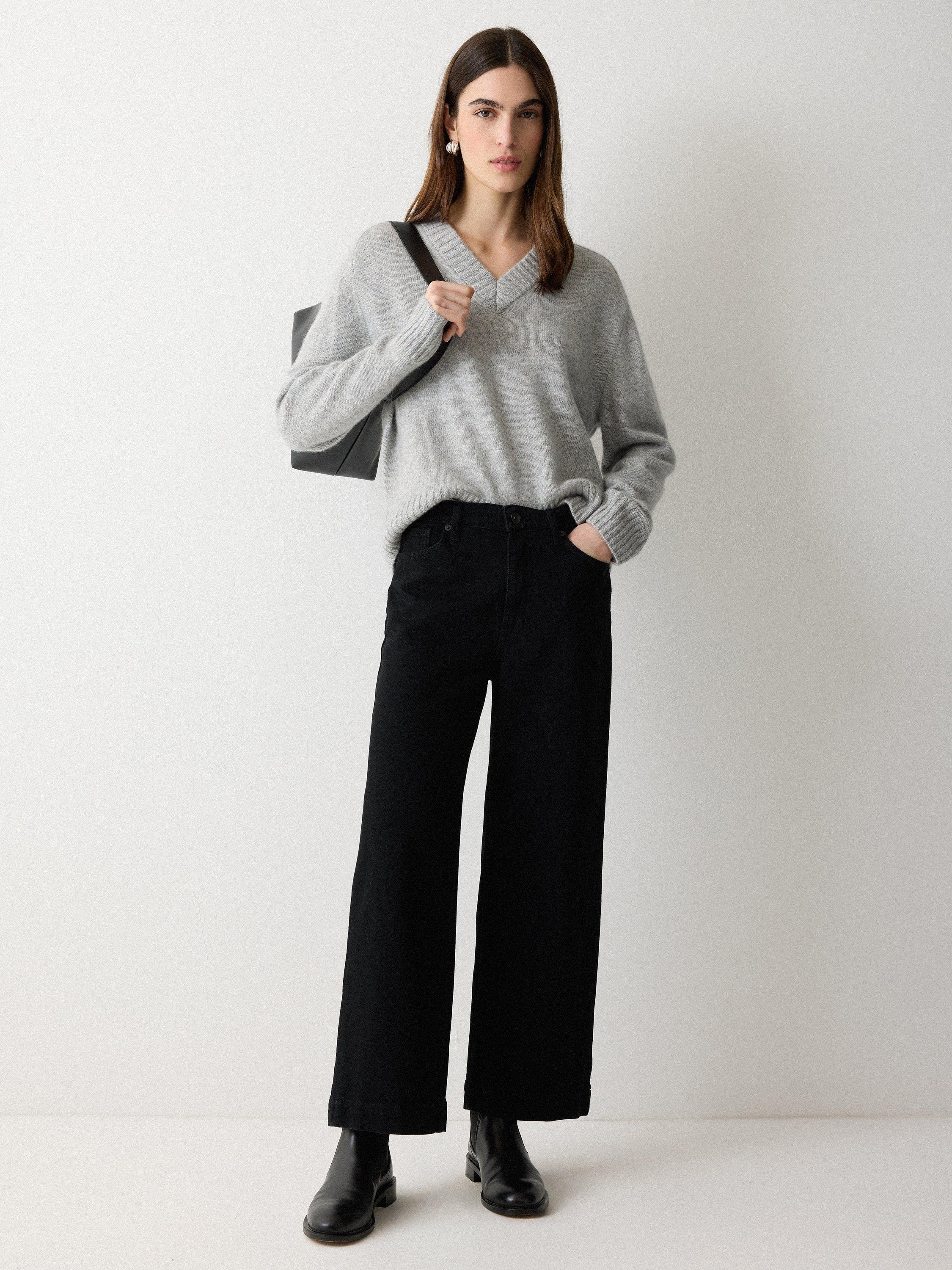 Product image 6 of 7, which shows Jigsaw V-Neck Wool Rich Jumper, Light Grey, XS