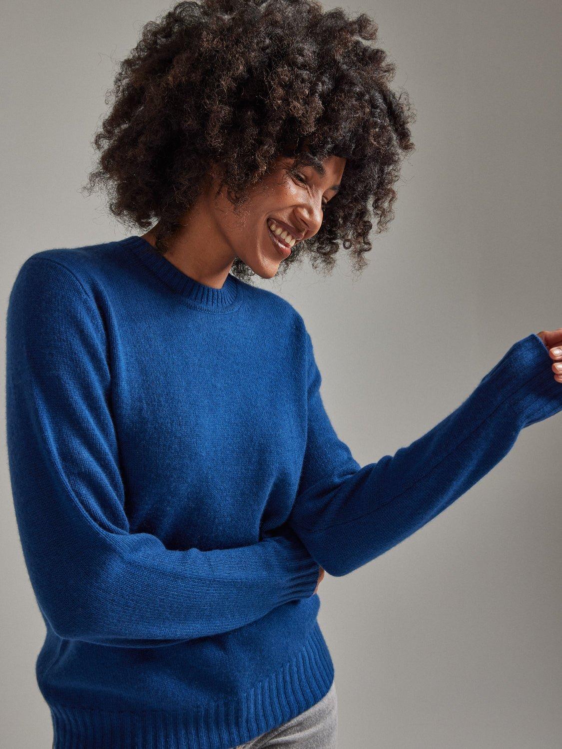 Product image 3 of 7, which shows SALTS Unisex Lofty Knit Pure Cashmere Jumper, Rich Blue, S