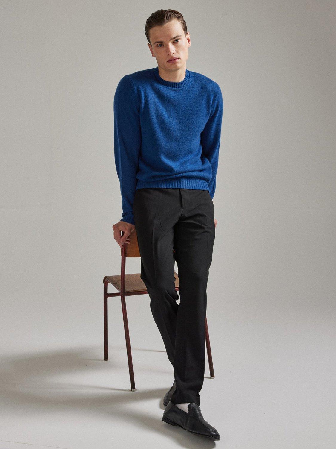 Product image 5 of 7, which shows SALTS Unisex Lofty Knit Pure Cashmere Jumper, Rich Blue, S