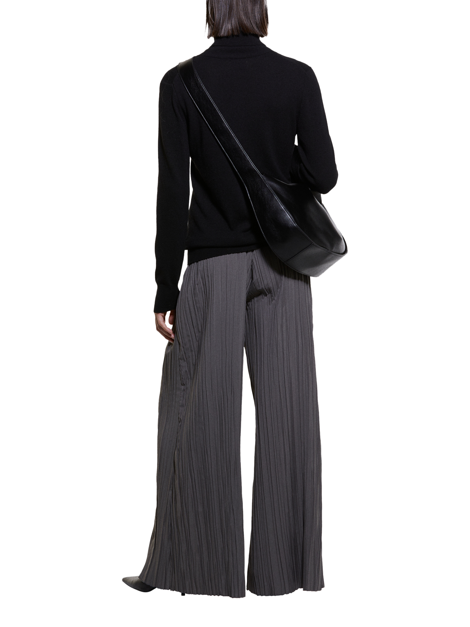 Product image 2 of 5, which shows SISLEY Turtleneck Regular Fit Jumper, Black, L