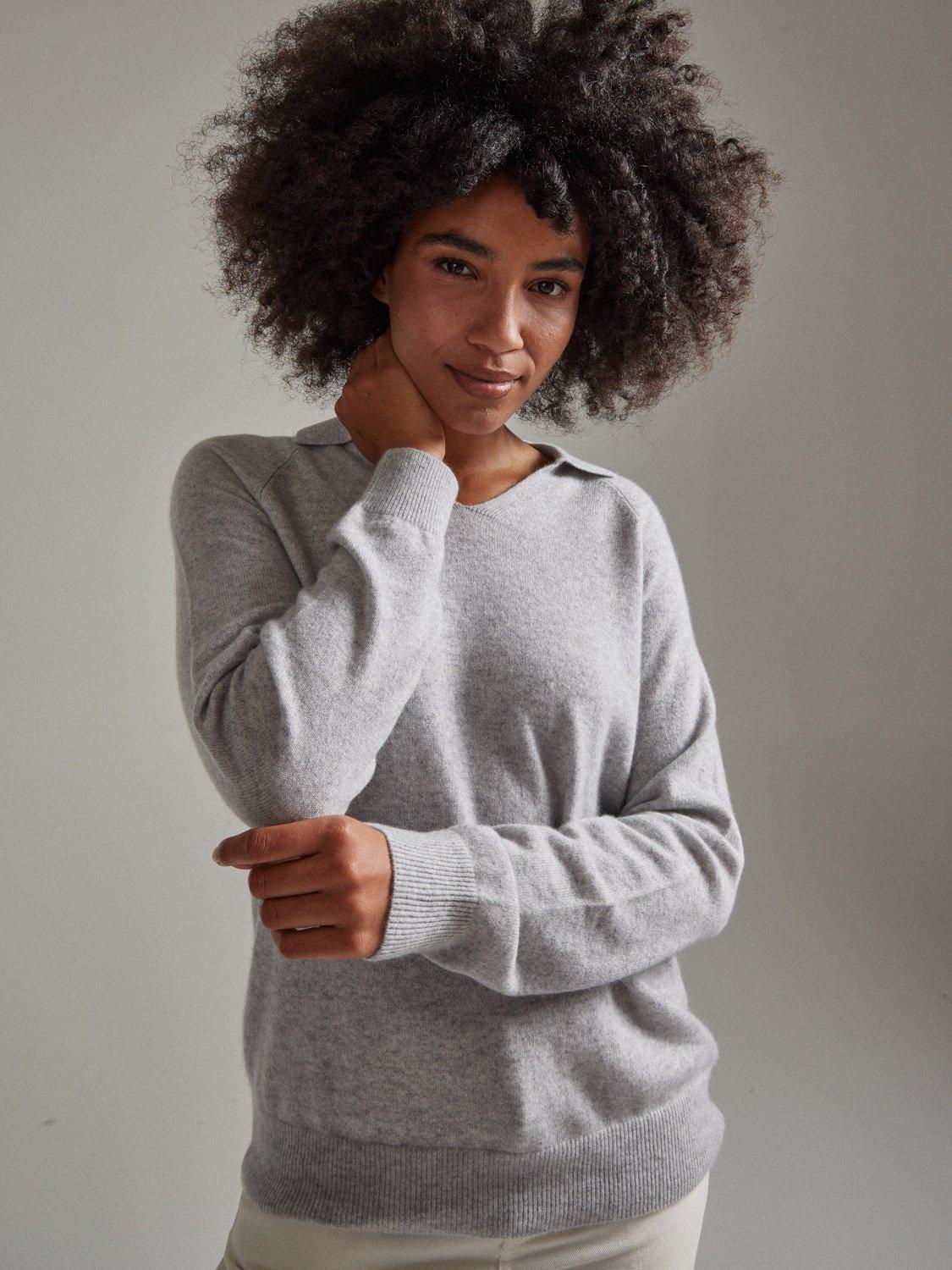 Product image 3 of 4, which shows SALTS Unisex Split Neck Pure Cashmere Polo Jumper, Grey Marl, L