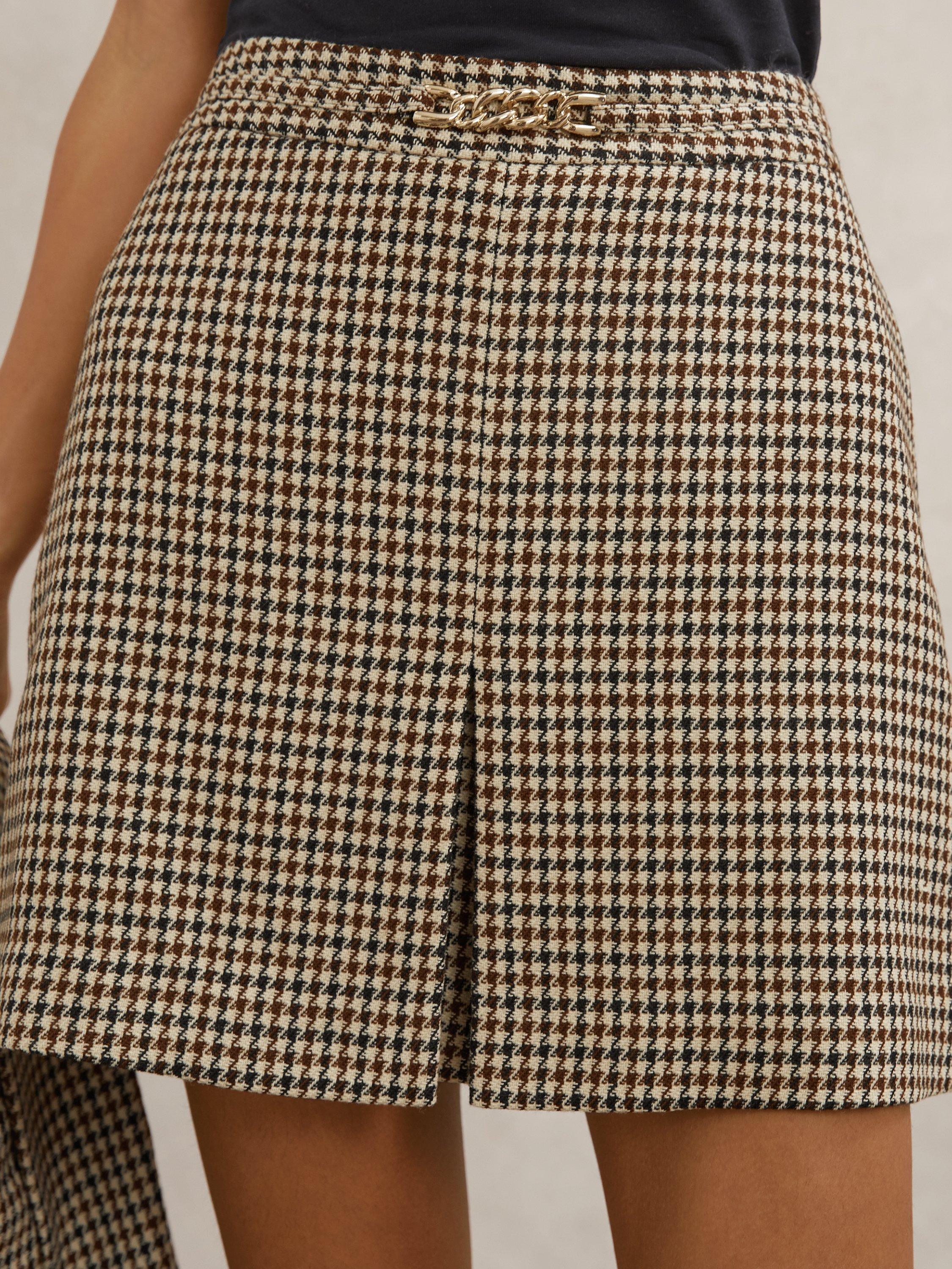 Product image 4 of 5, which shows Reiss Beatrix Check Wool Blend Mini Skirt, Neutral, 6