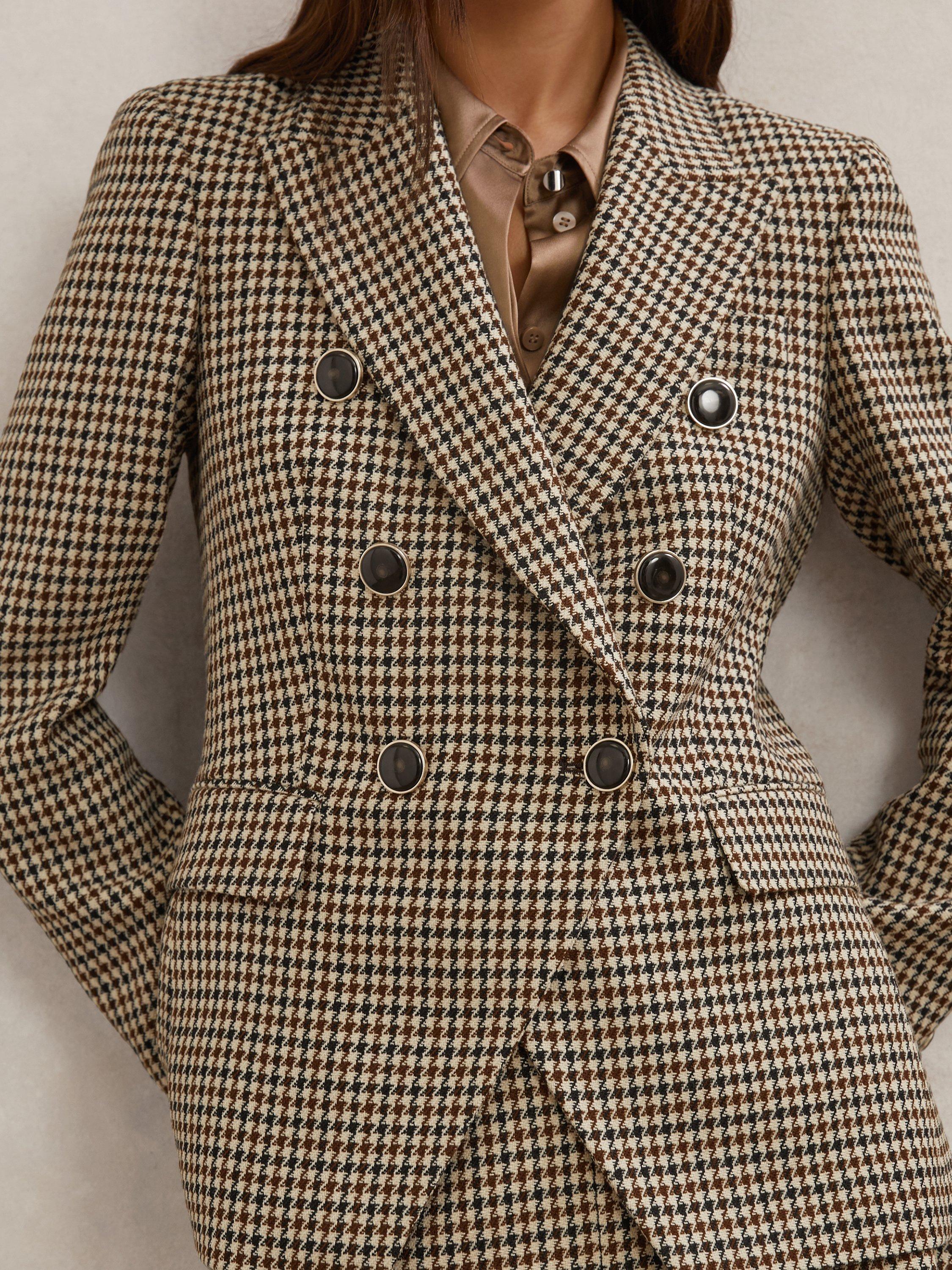 Product image 5 of 5, which shows Reiss Petite Hartley Dogtooth Wool Blend Jacket, Neutral, 6Pt