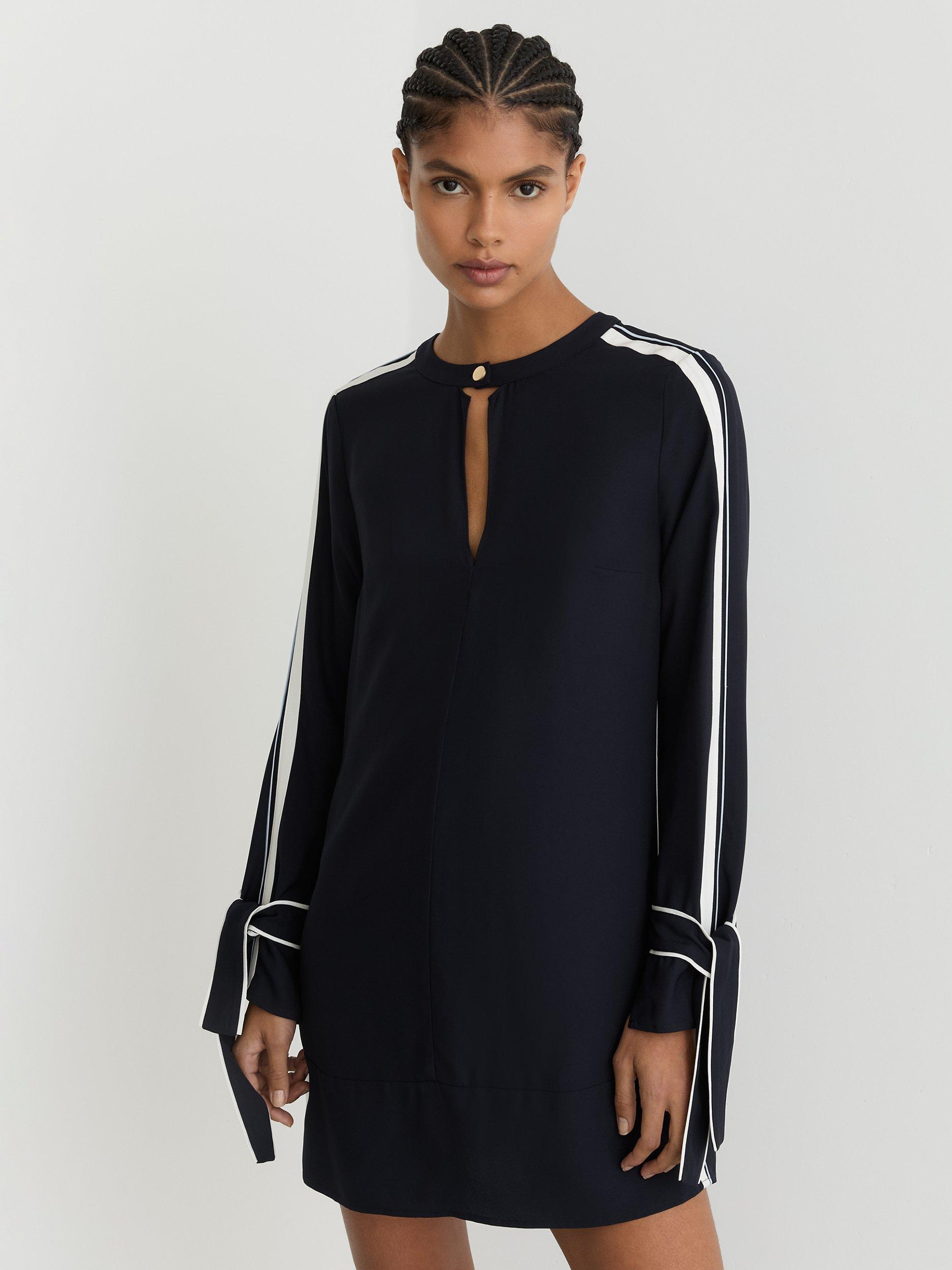 Product image 1 of 5, which shows Reiss Tammy Tipped Shift Dress, Navy, 6