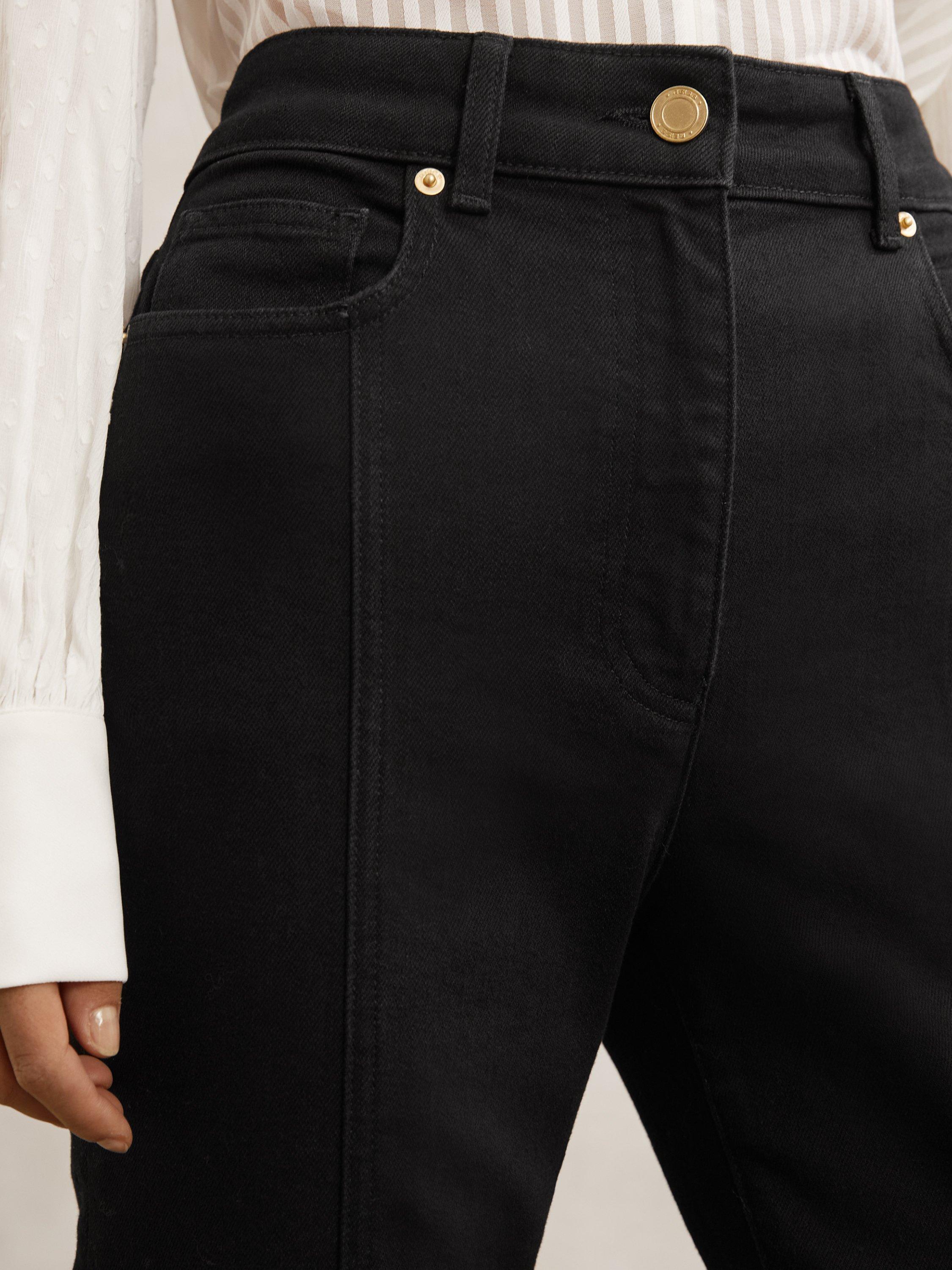 Product image 4 of 5, which shows Reiss June Flared Seam Detail Jeans, Black, 28R