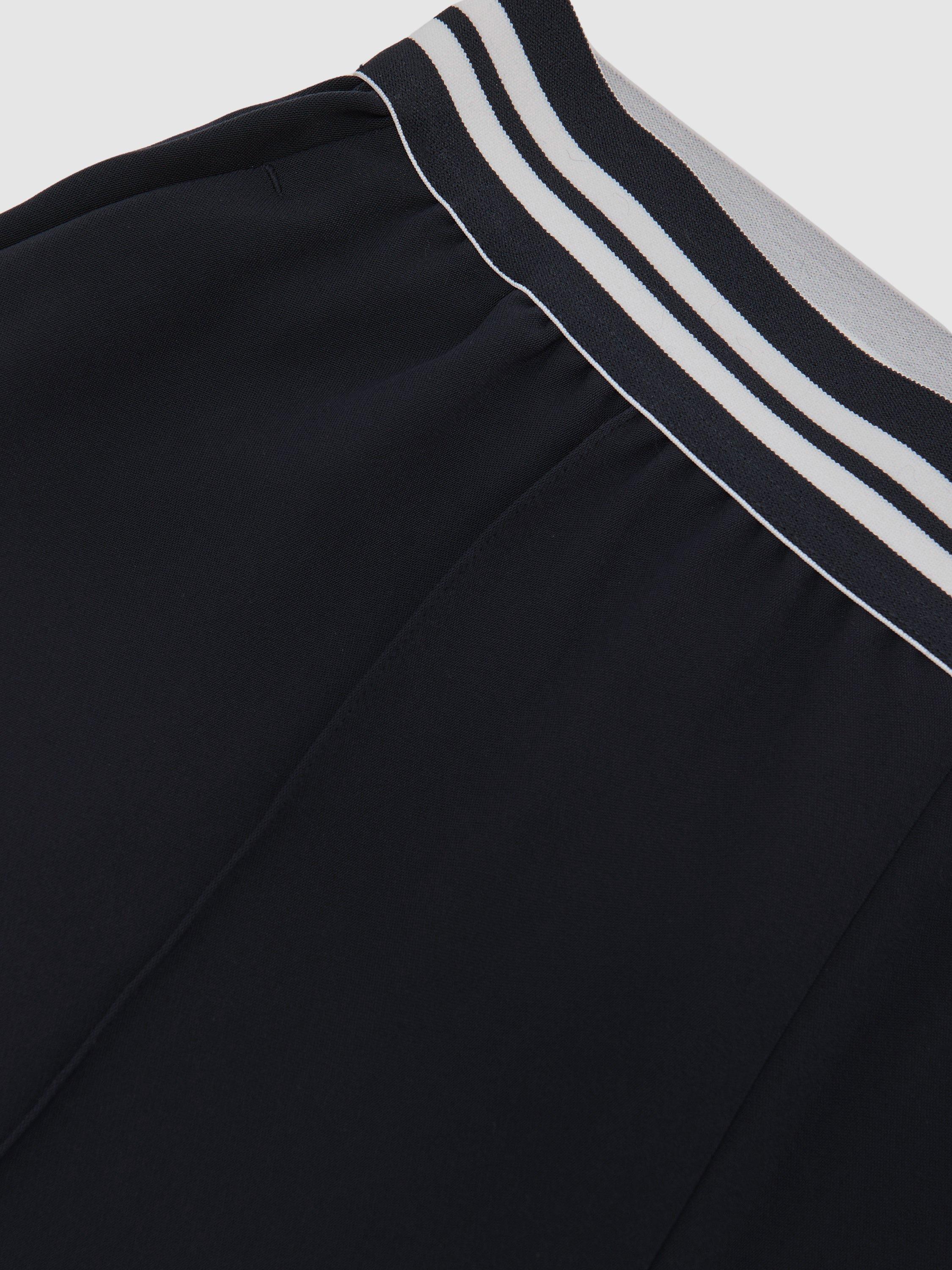 Product image 2 of 5, which shows Reiss Sonnie Wide Leg Trousers, Navy, 6R