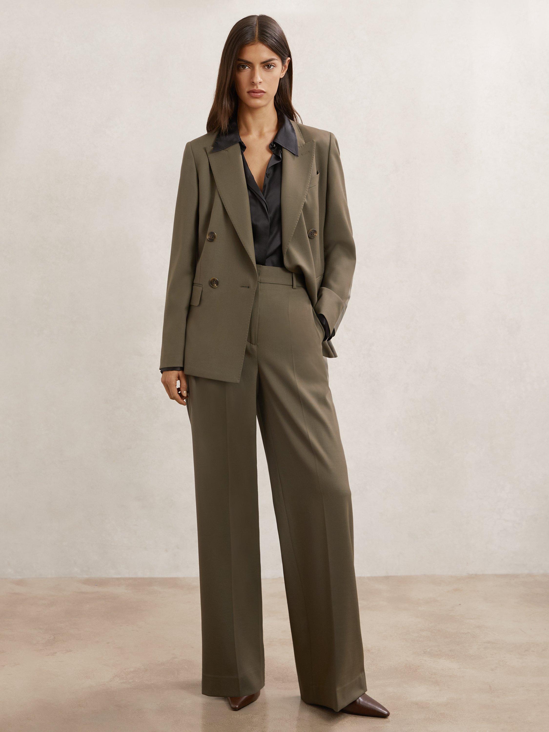 Product image 1 of 5, which shows Reiss Solene Double Breasted Wool Rich Blazer, Green, 6