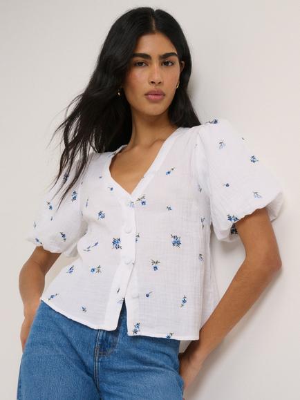 Nobody's Child Brooke Short Puff Sleeve V-Neck Floral Cotton Blouse, White - view 2, White