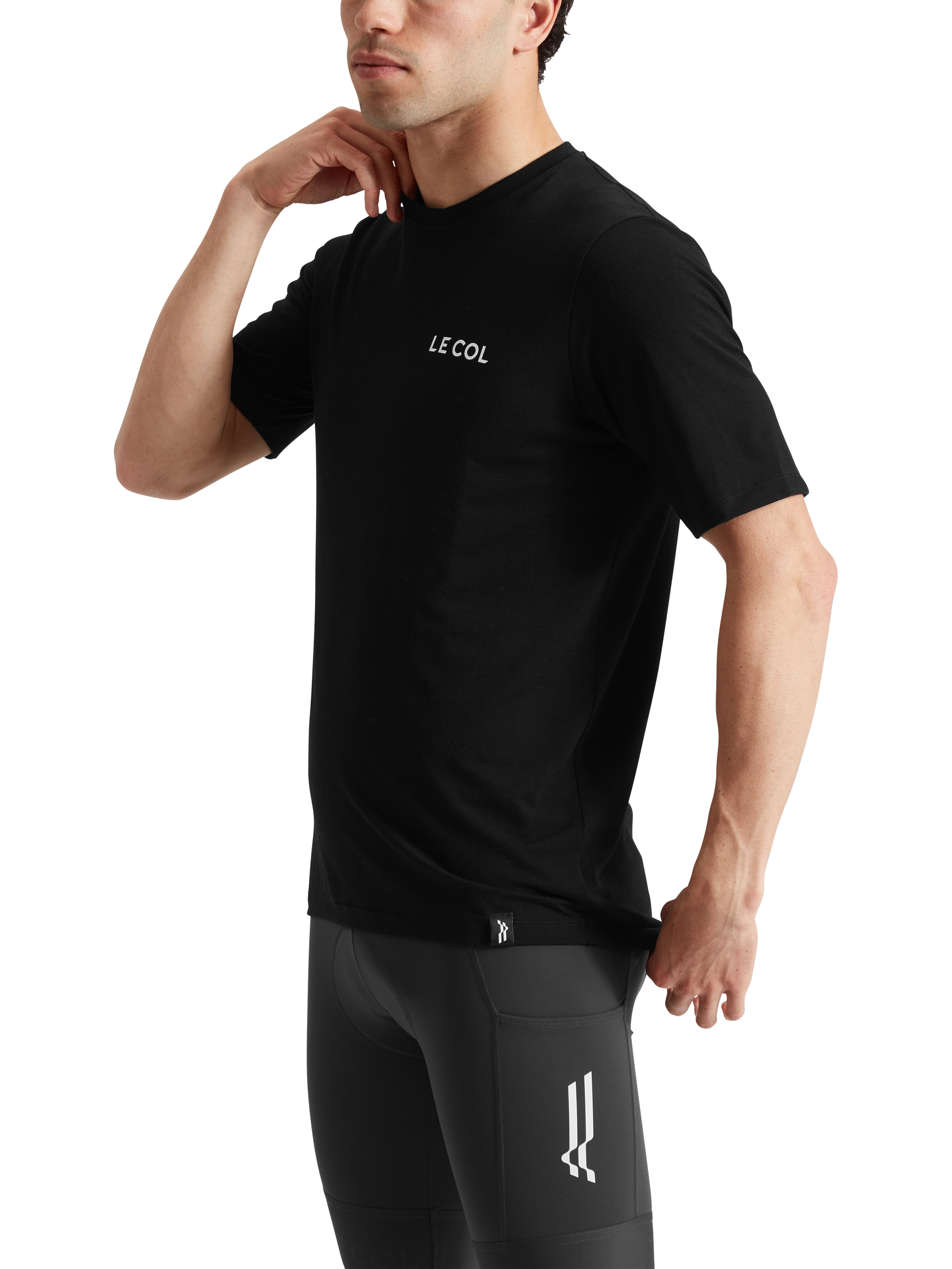 Product image 2 of 4, which shows Le Col Men's ARC Merino T-Shirt, Black, XS