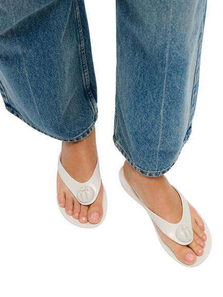 FitFlop iQushion Glossy Flip Flops - view 2, Cream