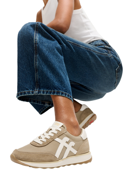 FitFlop Retro-Q Lace Up Trainers, Cappuccino/Cream - view 2, Cappuccino/Cream