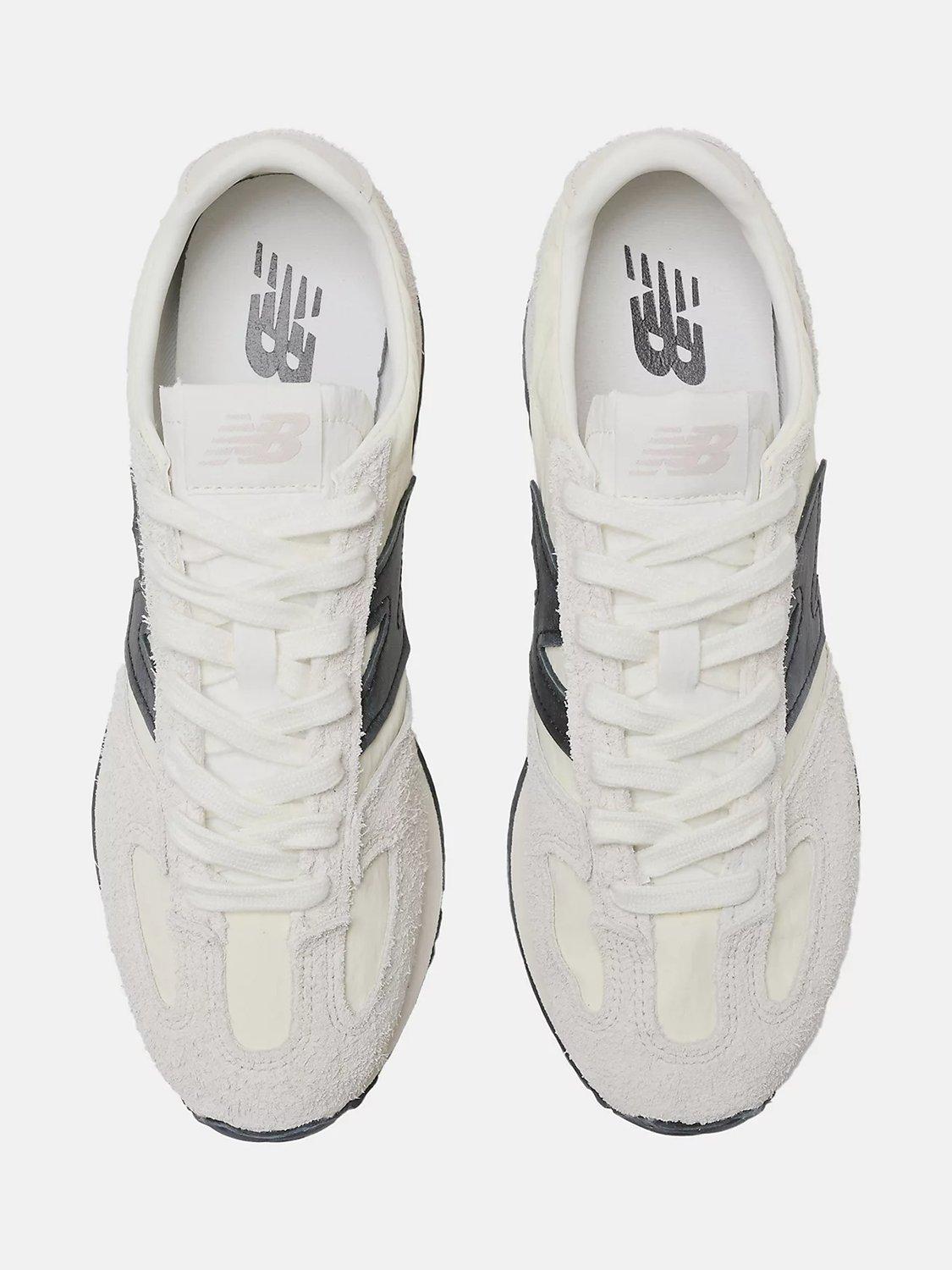 Product image 3 of 5, which shows New Balance 471 Trainers, Linen, 7