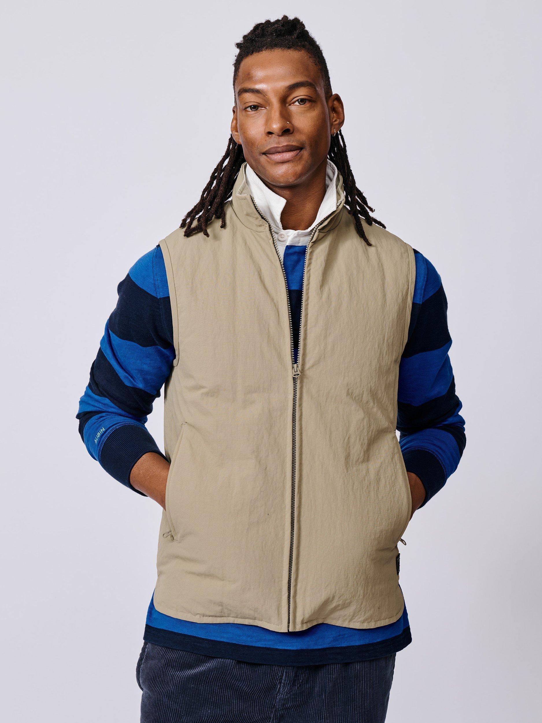 Product image 4 of 8, which shows Aubin Lancaster Gilet, Light Khaki, S