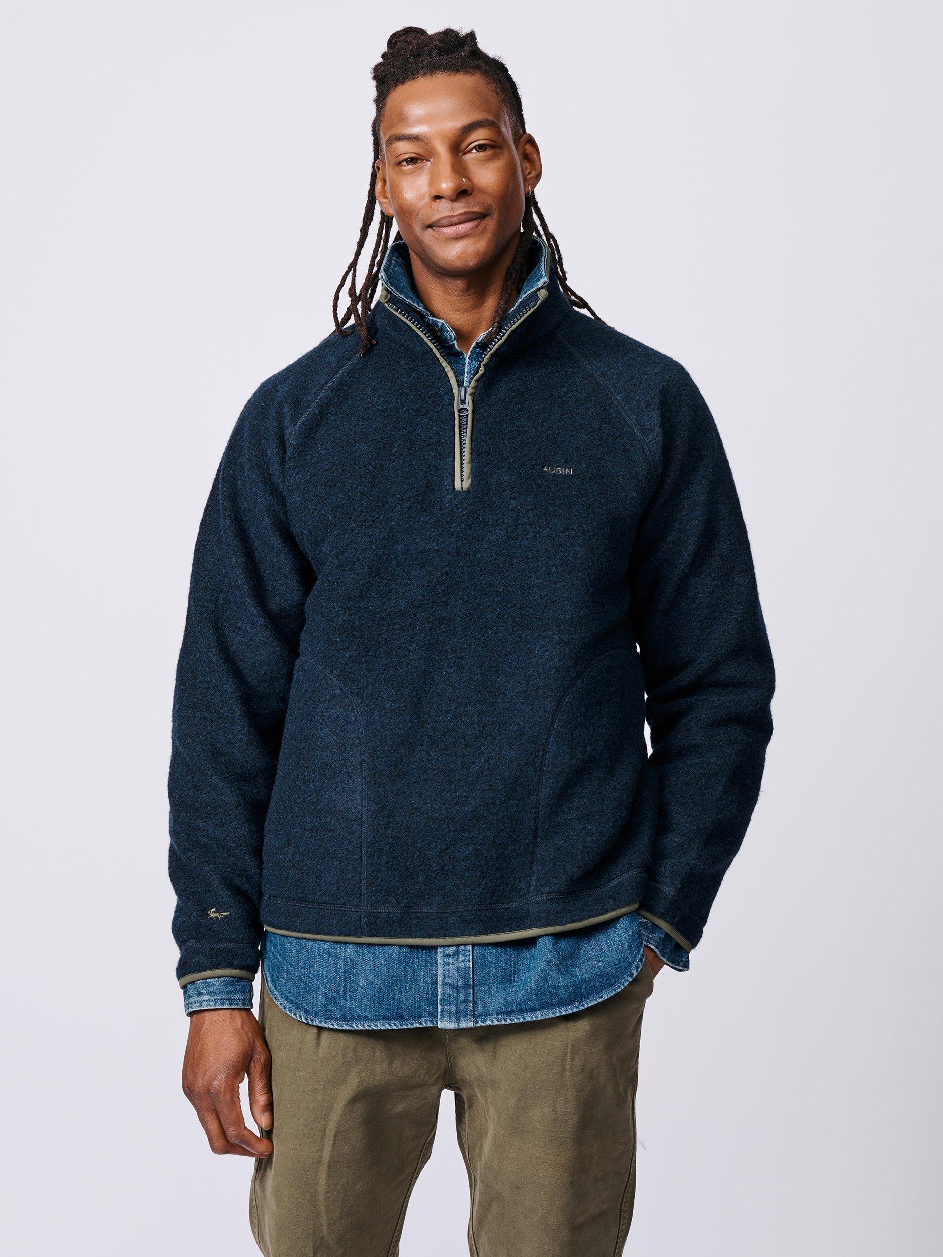 Product image 1 of 6, which shows Aubin Bodmin Fleece Zip Neck Jumper, Navy, S
