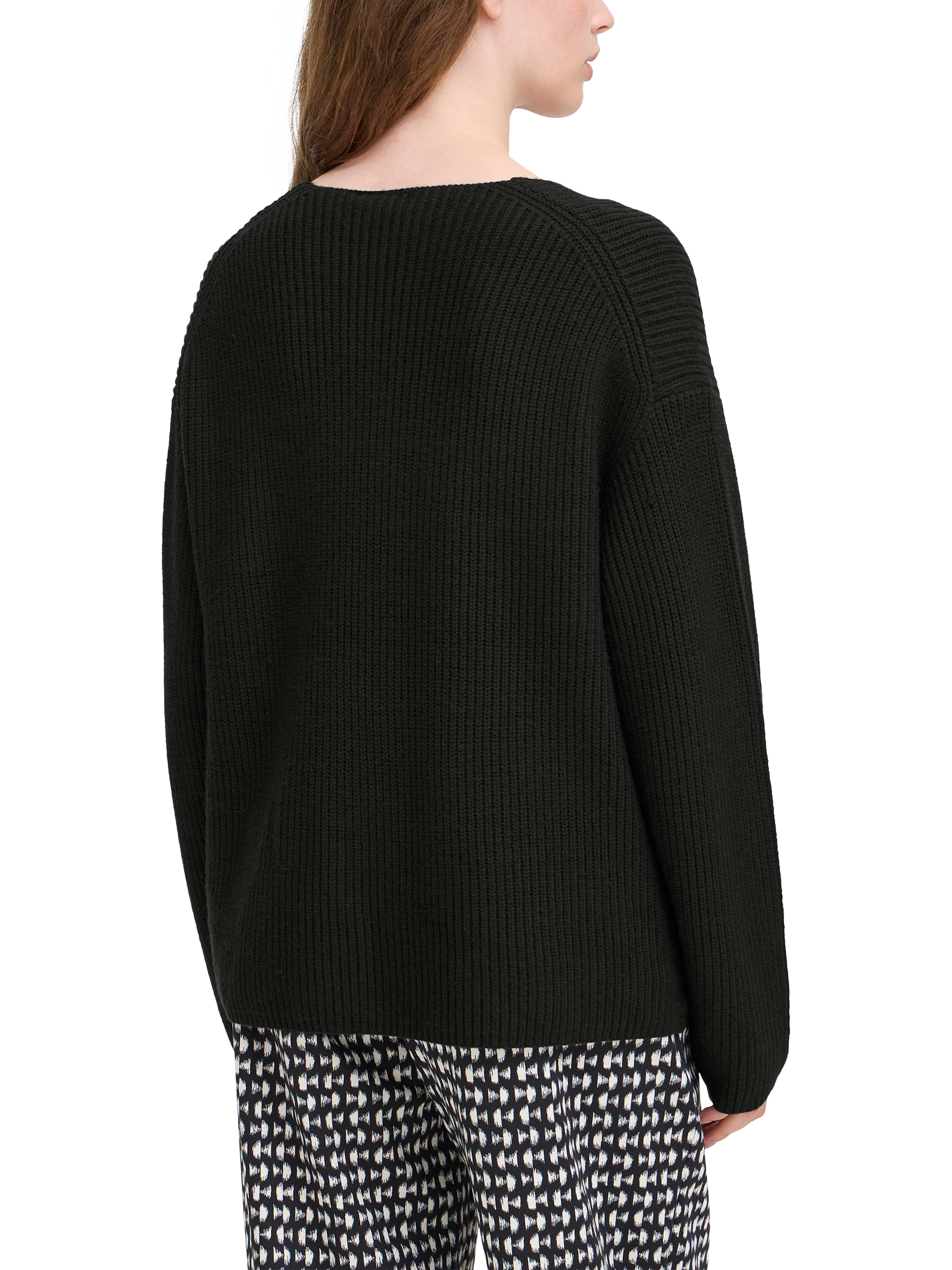 Product image 2 of 5, which shows ICHI Chana V-Neck Jumper, Black, XS
