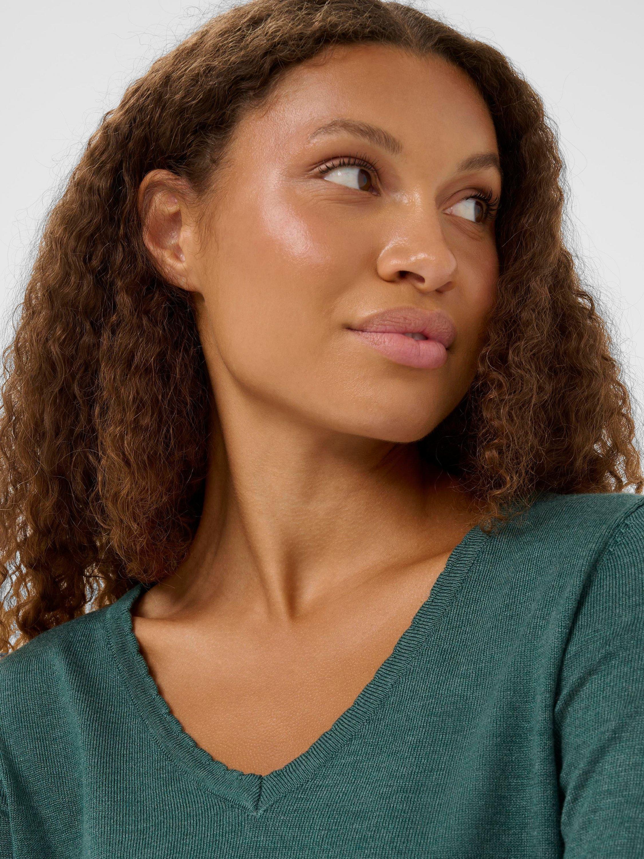 Product image 4 of 6, which shows Saint Tropez Mila Scallop Trim Jumper, June Bug Melange, XS