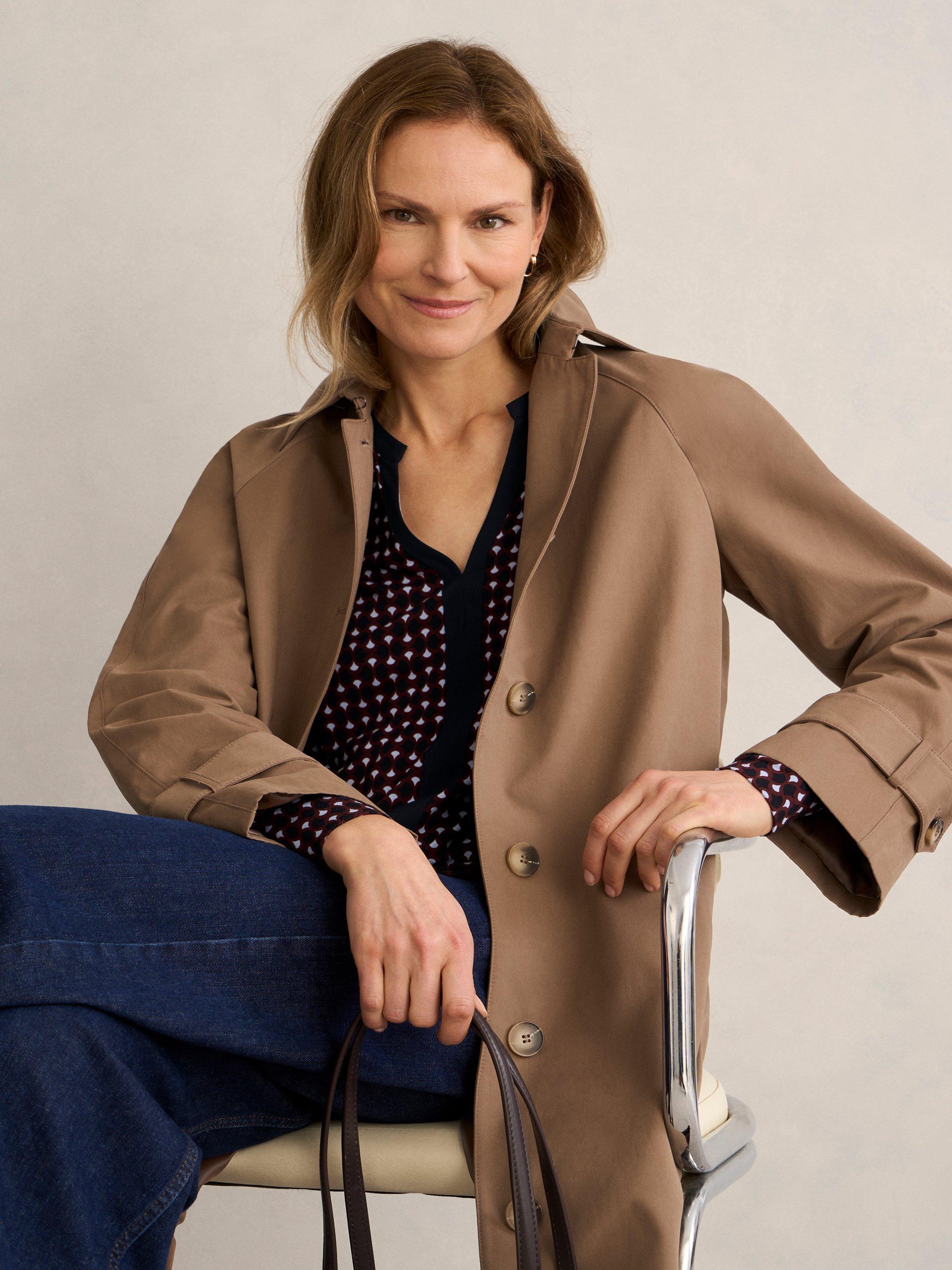 Product image 6 of 7, which shows Hobbs Zelia Geometric Top, Navy/Multi, L