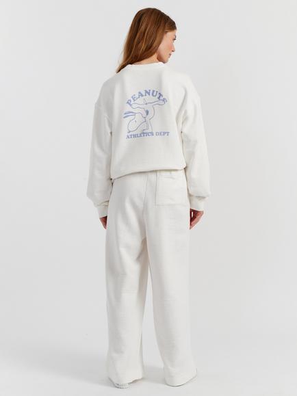 Chinti & Parker Snoopy Fleece Joggers - view 2, Cream