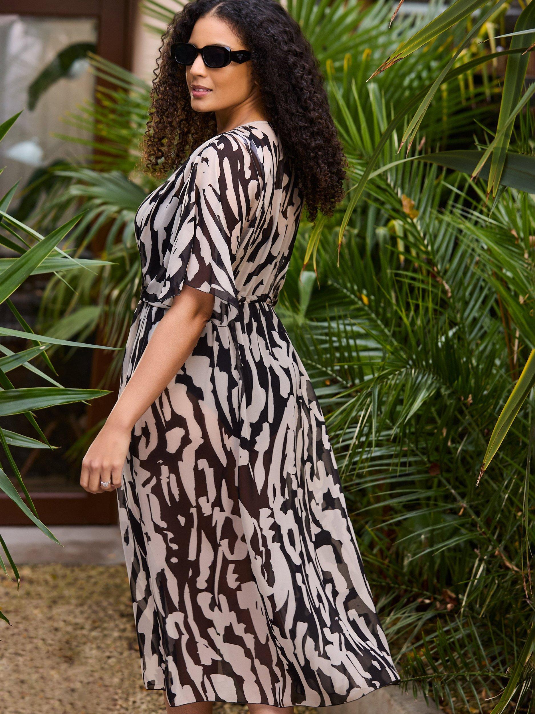 Product image 3 of 3, which shows Live Unlimited Curve Abstract Print Kimono, Black, 12