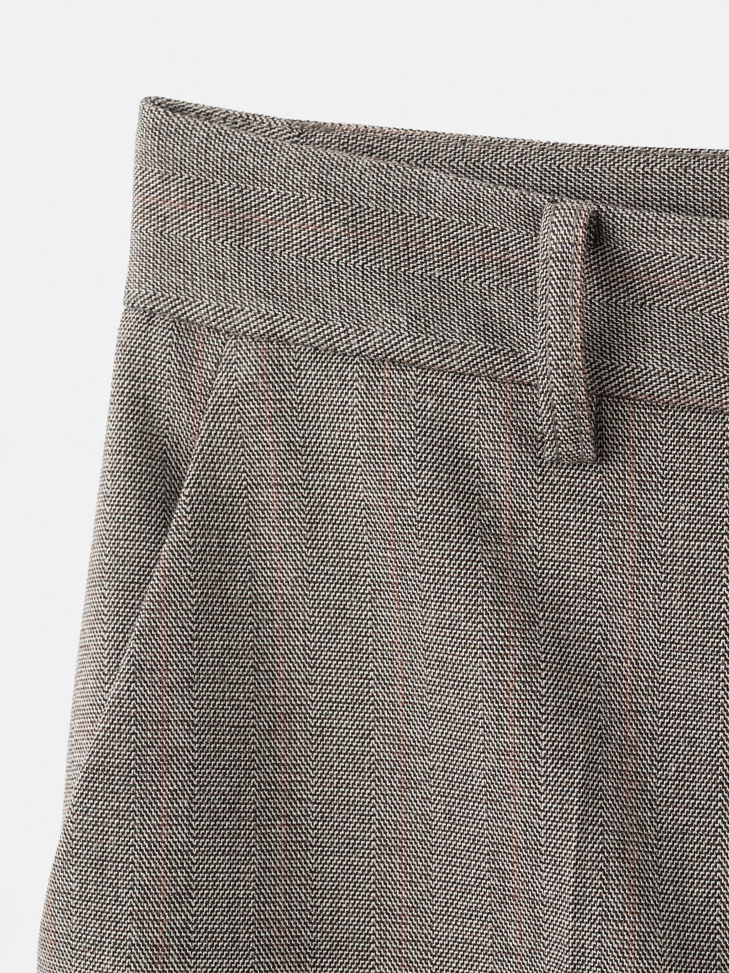 Product image 5 of 8, which shows Mango Newarm Cropped Tailored Trousers, Light Grey, 10