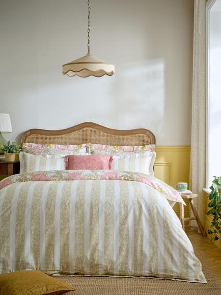 William Morris At Home Compton Reversible Duvet Cover Set - view 2, Multi