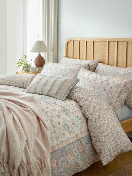 Laura Ashley Semington 200 Thread Count Duvet Cover Set - view 2, Multi