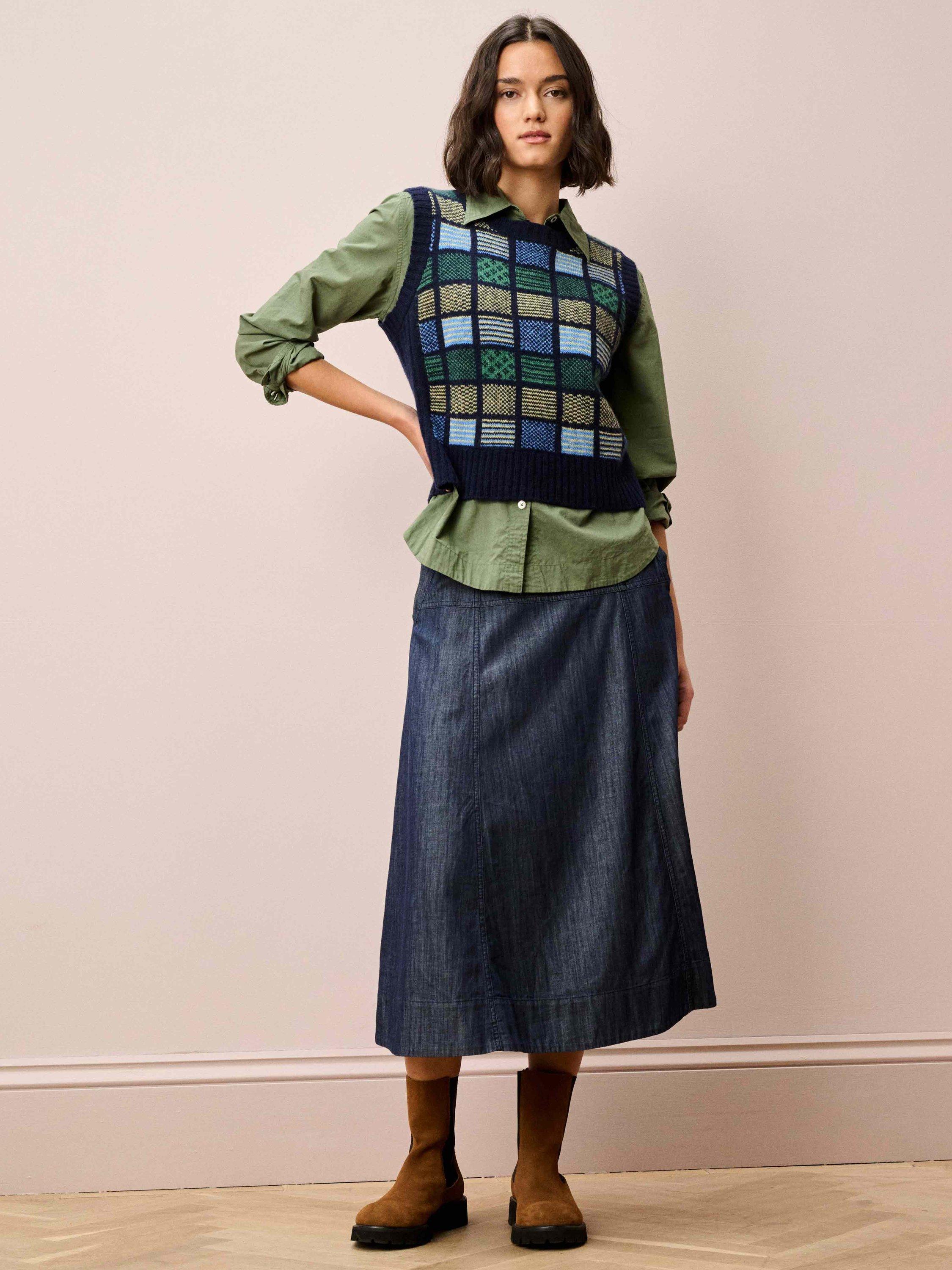 Product image 1 of 5, which shows Brora Folk Pure Wool Tank Top, Navy, 8