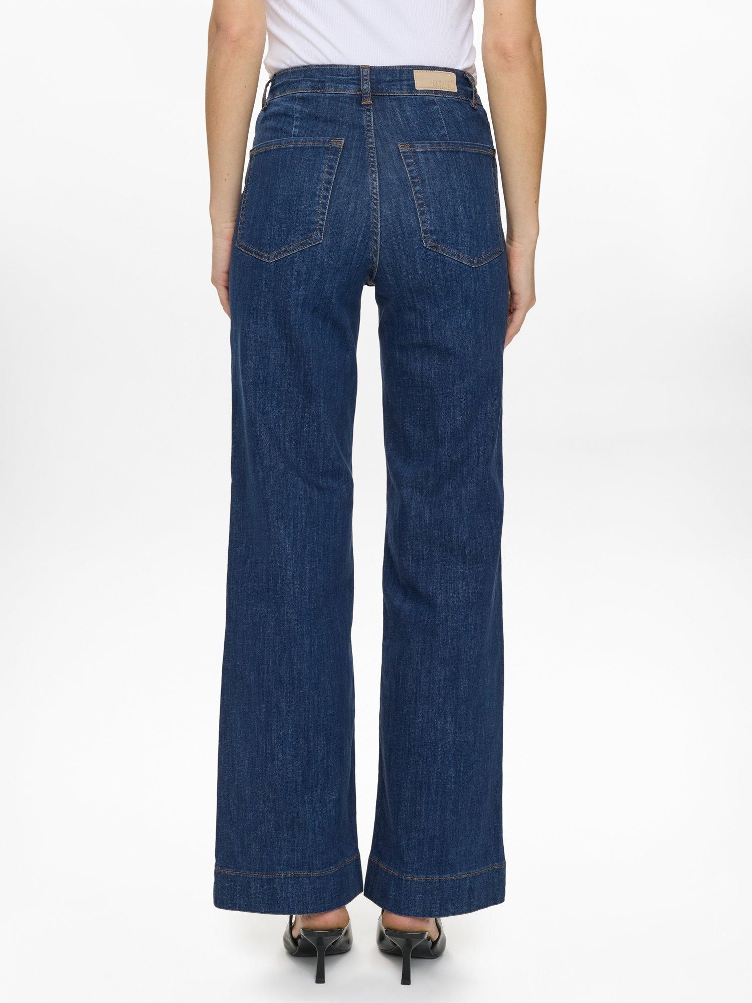 Product image 2 of 5, which shows Numph Paris Cropped Jeans, Dark Blue 34